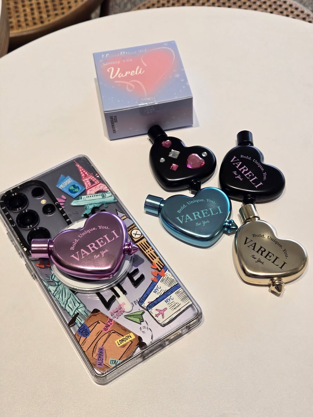 【現貨】 韓國代購 VARELI 心動閃耀水光唇釉 手機支架（5色）