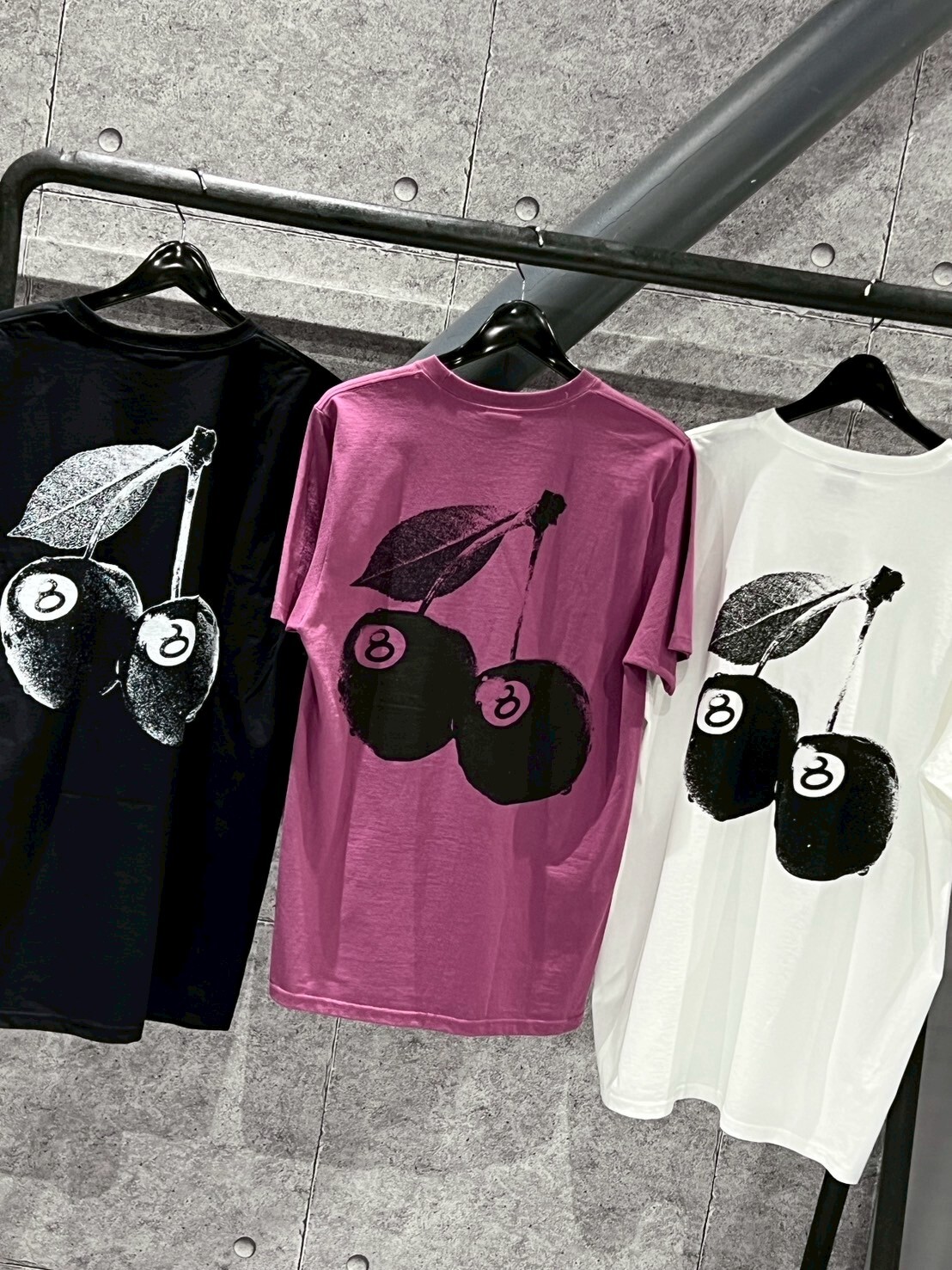 STUSSY CHERRIES 櫻桃8號球Logo 短袖 T