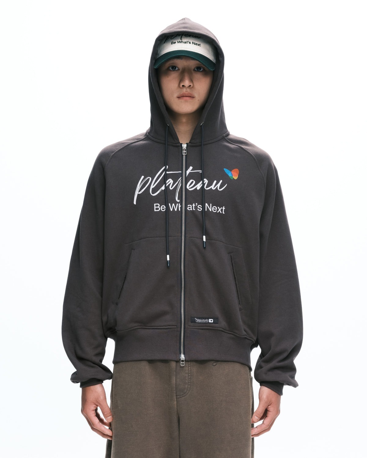 Plateau Logo zip-up