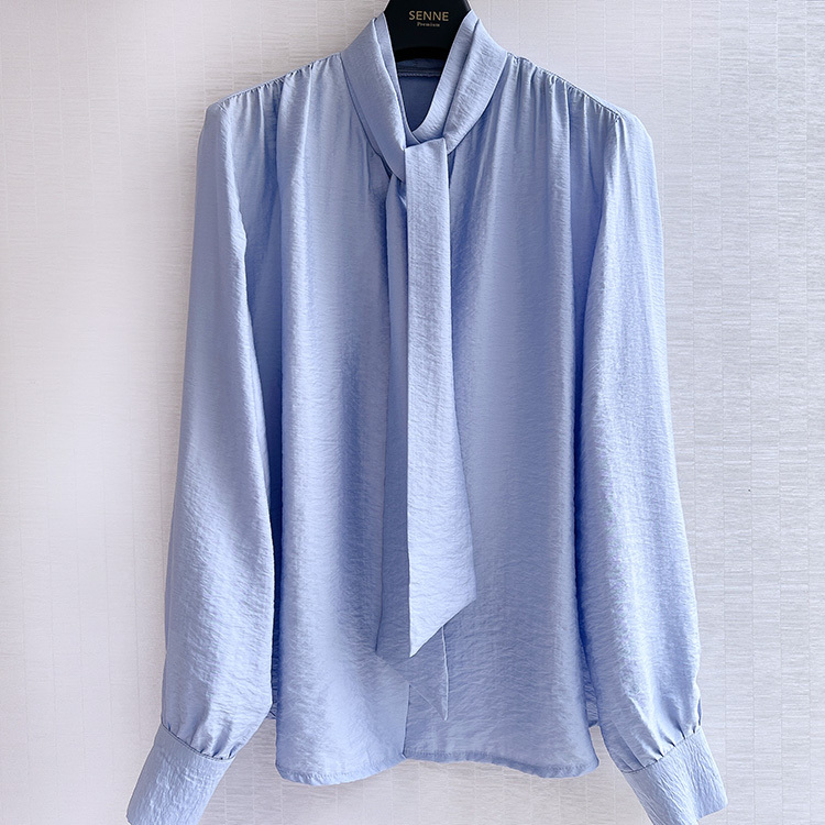 莫代爾質感高領衫