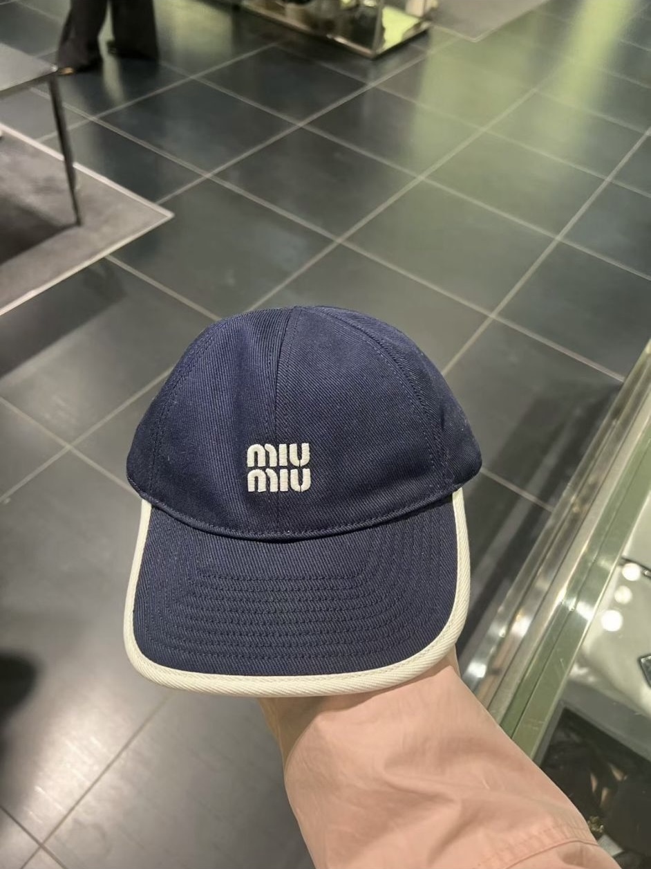 Outlet Miu Miu Cap
