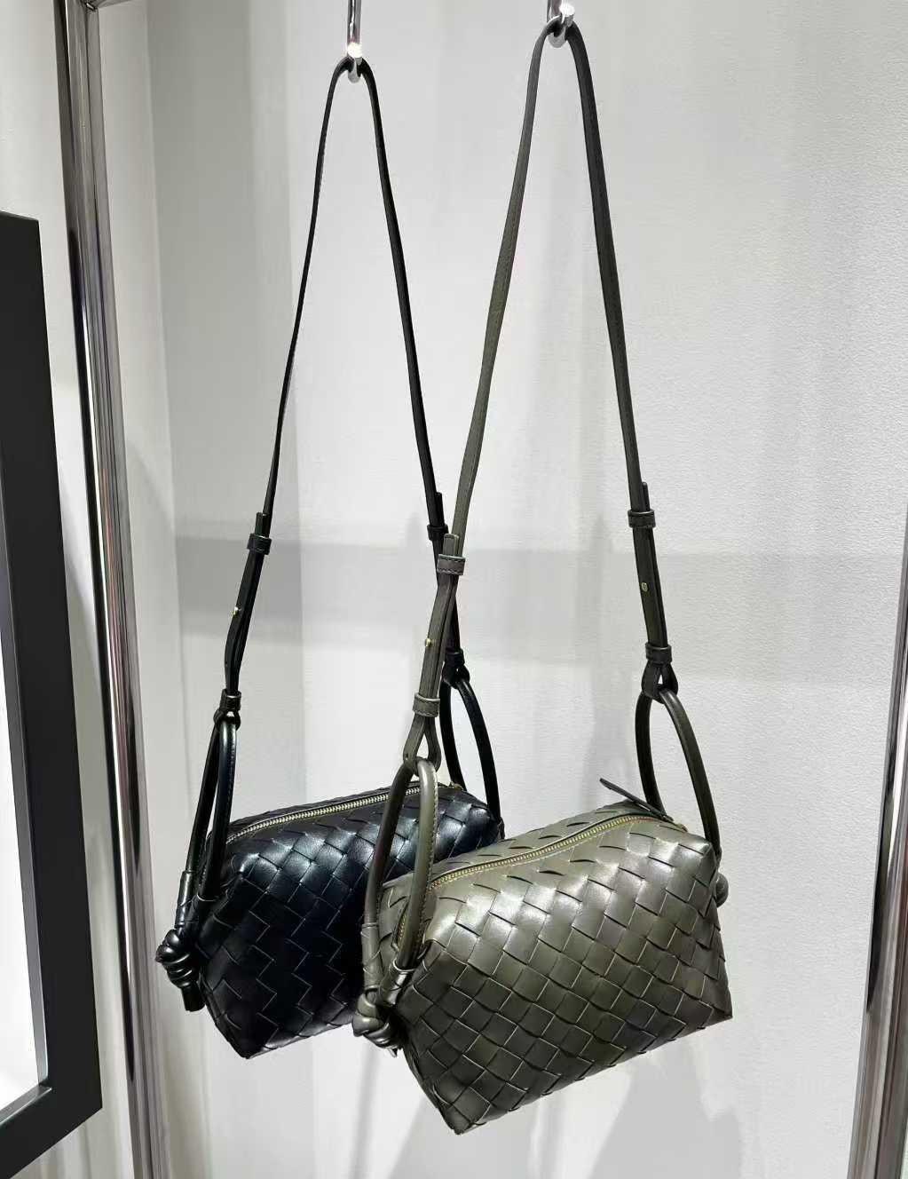 BV Top Handle Loop Bag