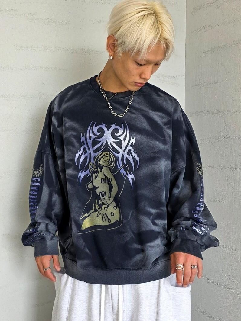 仿污英文字圖案衛衣 VENTIQUE-071T