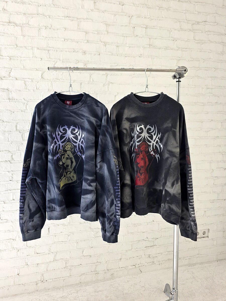 仿污英文字圖案衛衣 VENTIQUE-071T