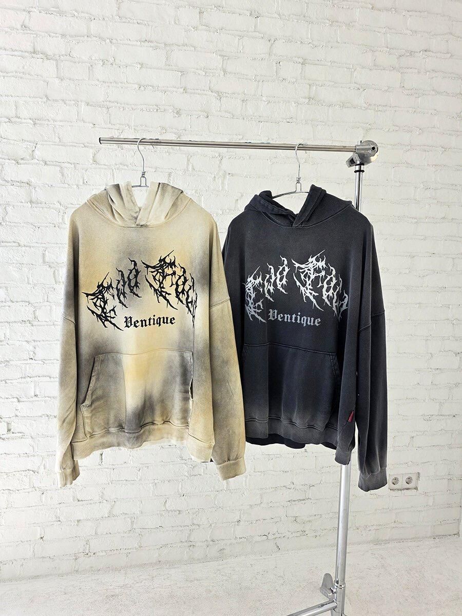 仿污英文字圖案連帽衛衣 VENTIQUE-072T