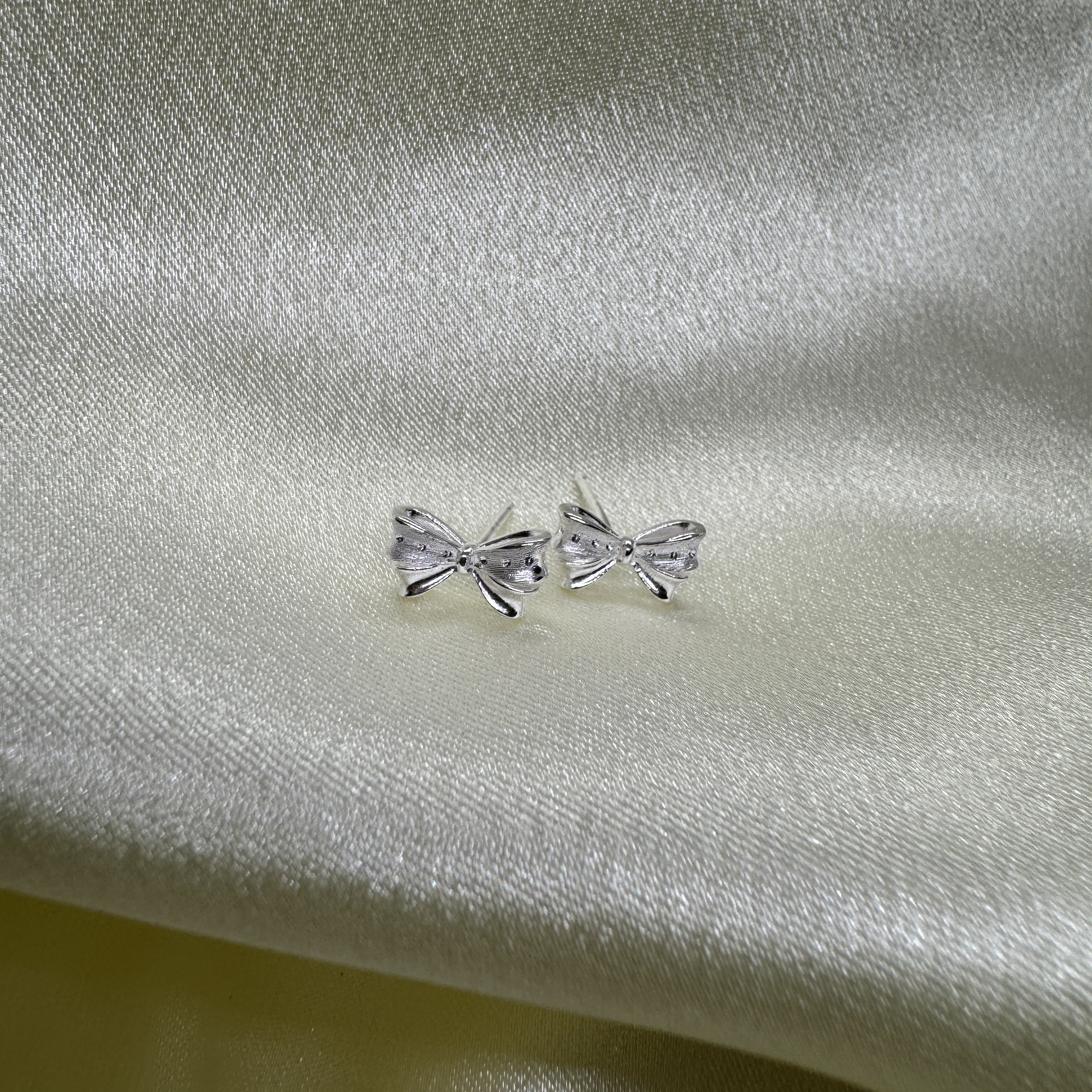 素影緞心－足銀990耳環