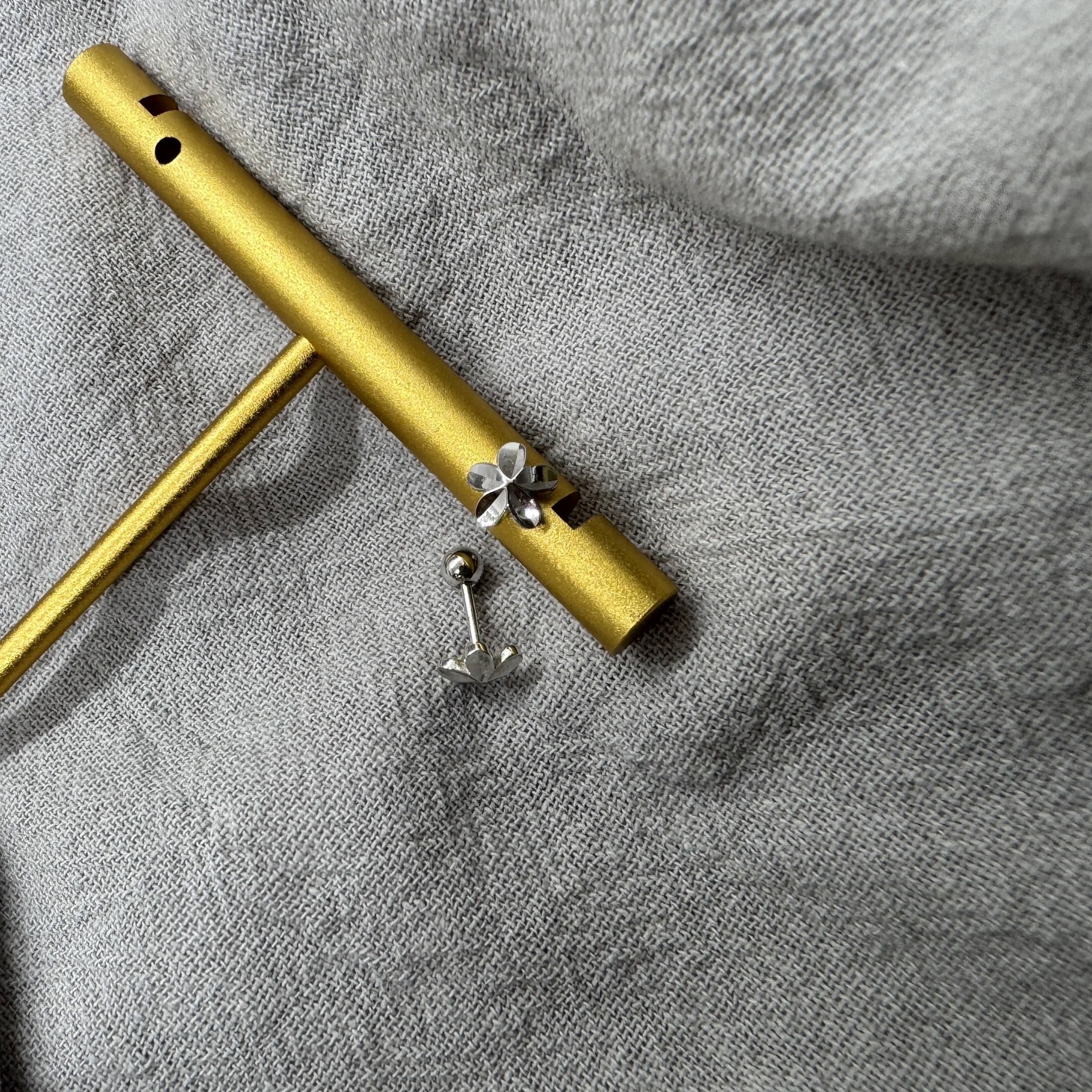 銀蕊花轉珠 – 純銀轉珠耳環