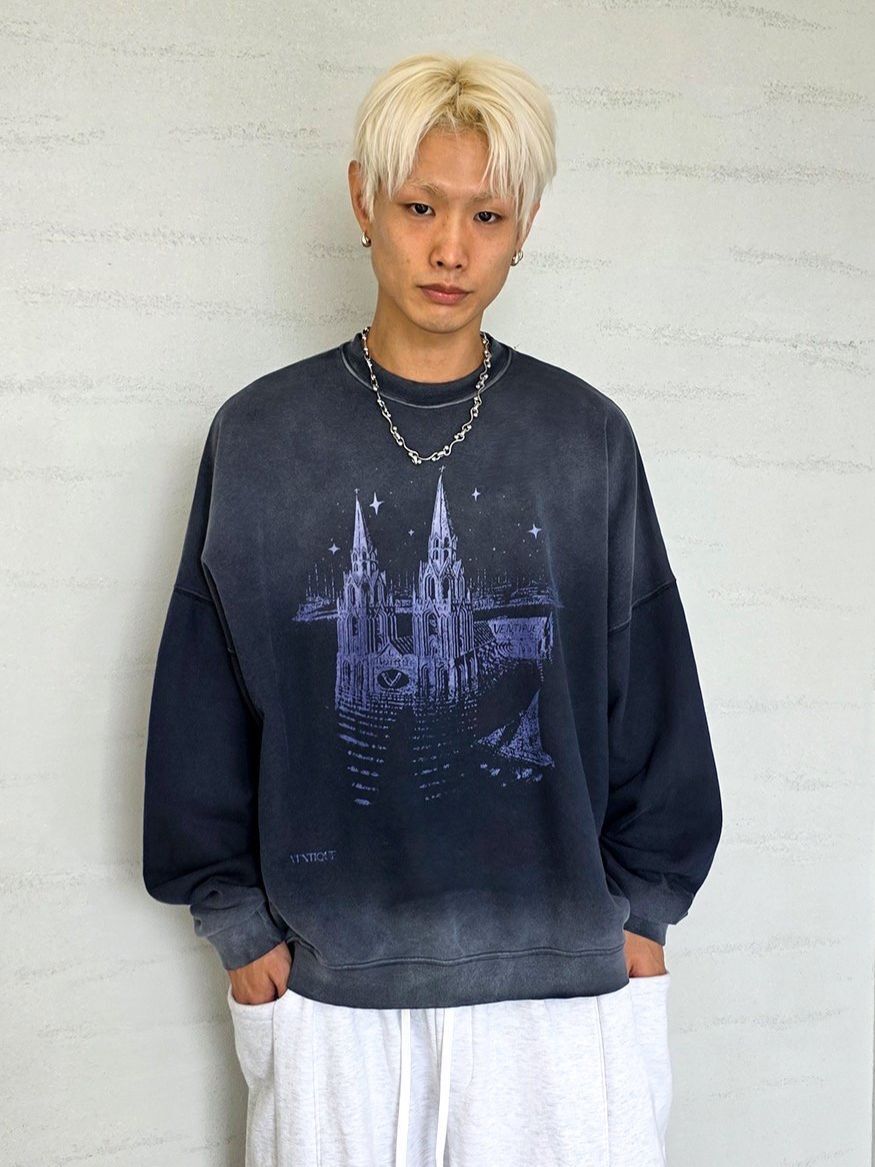 仿污英文字圖案衛衣 VENTIQUE-078T