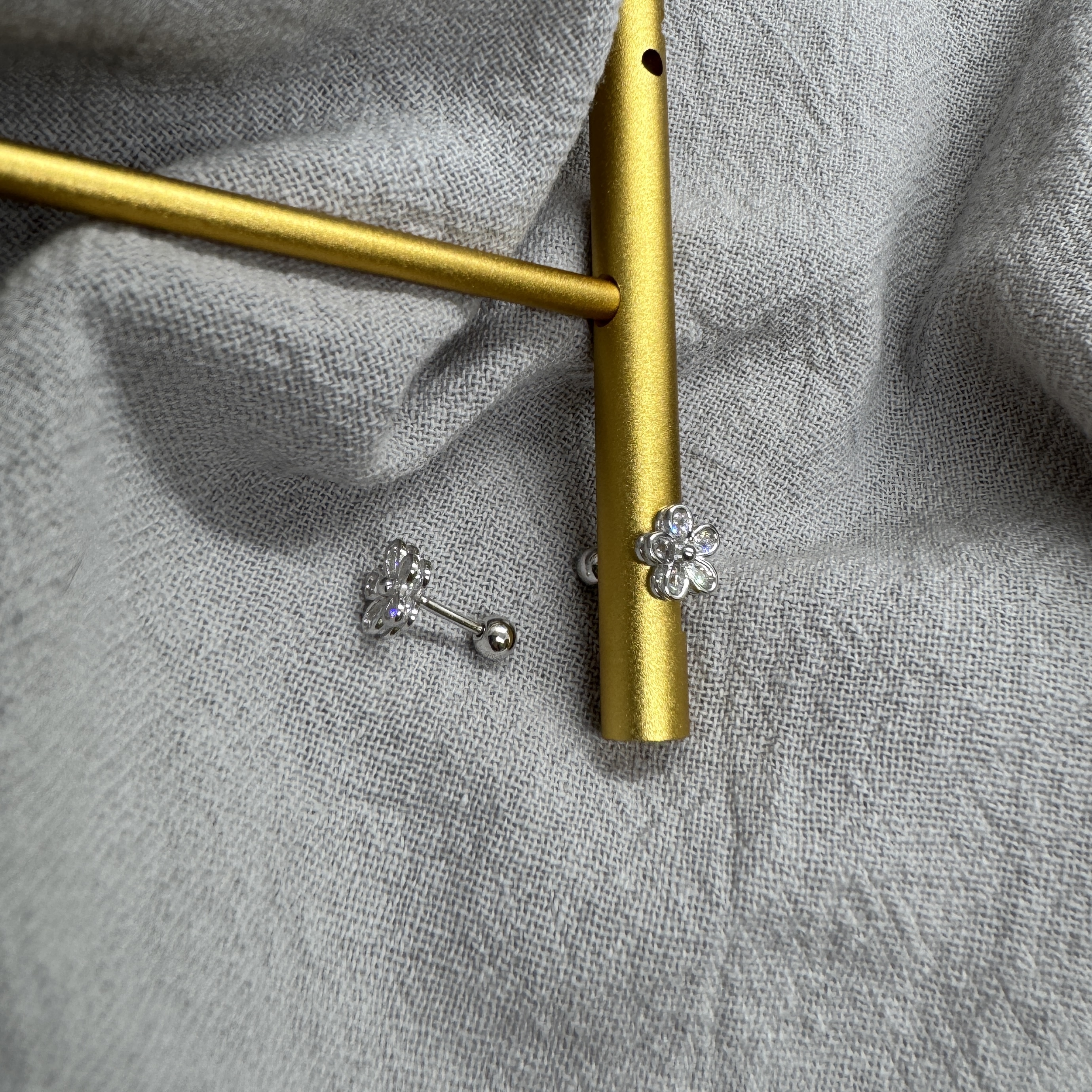 星蕊花轉珠 – 純銀轉珠耳環