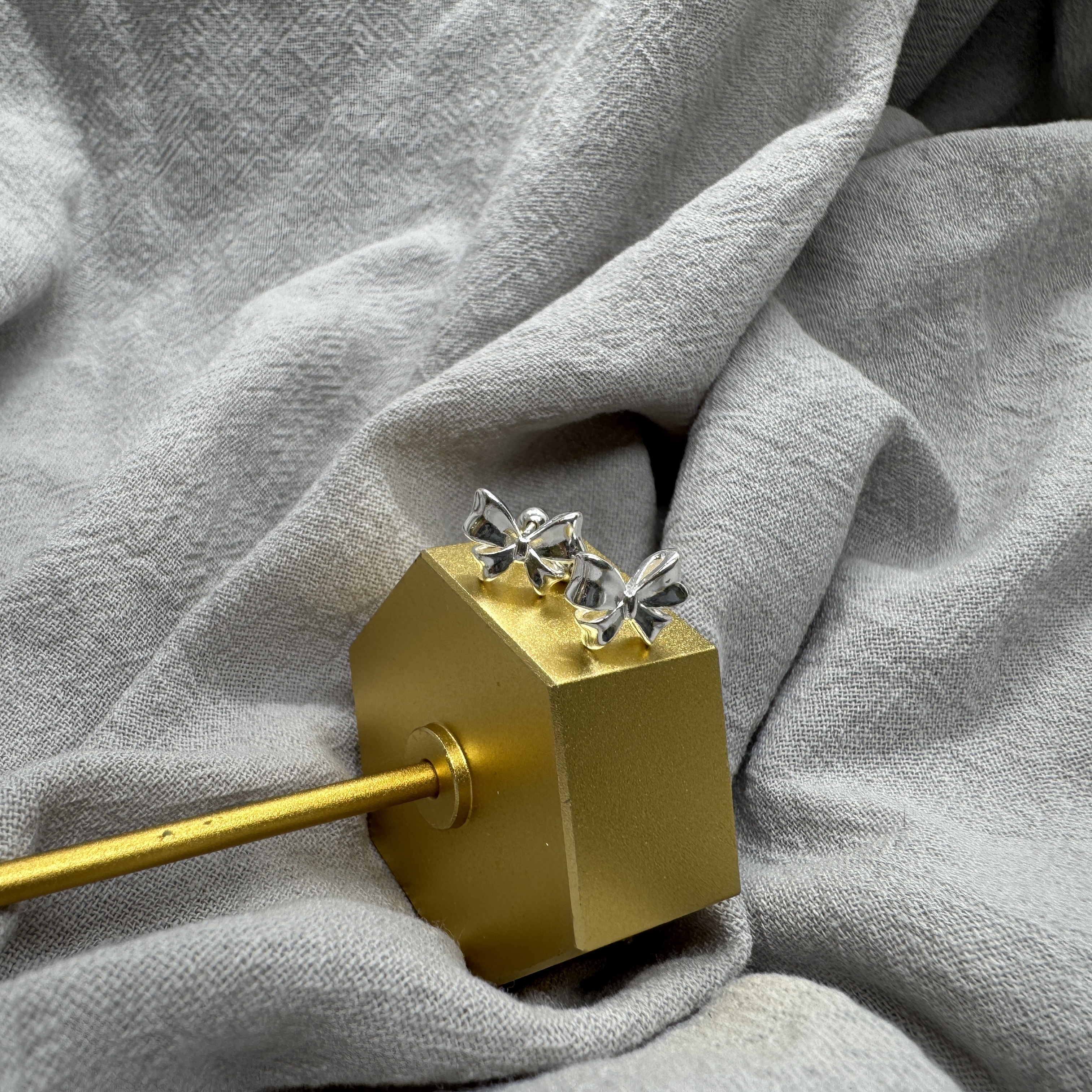 緞澄結轉珠 – 足銀990轉珠耳環