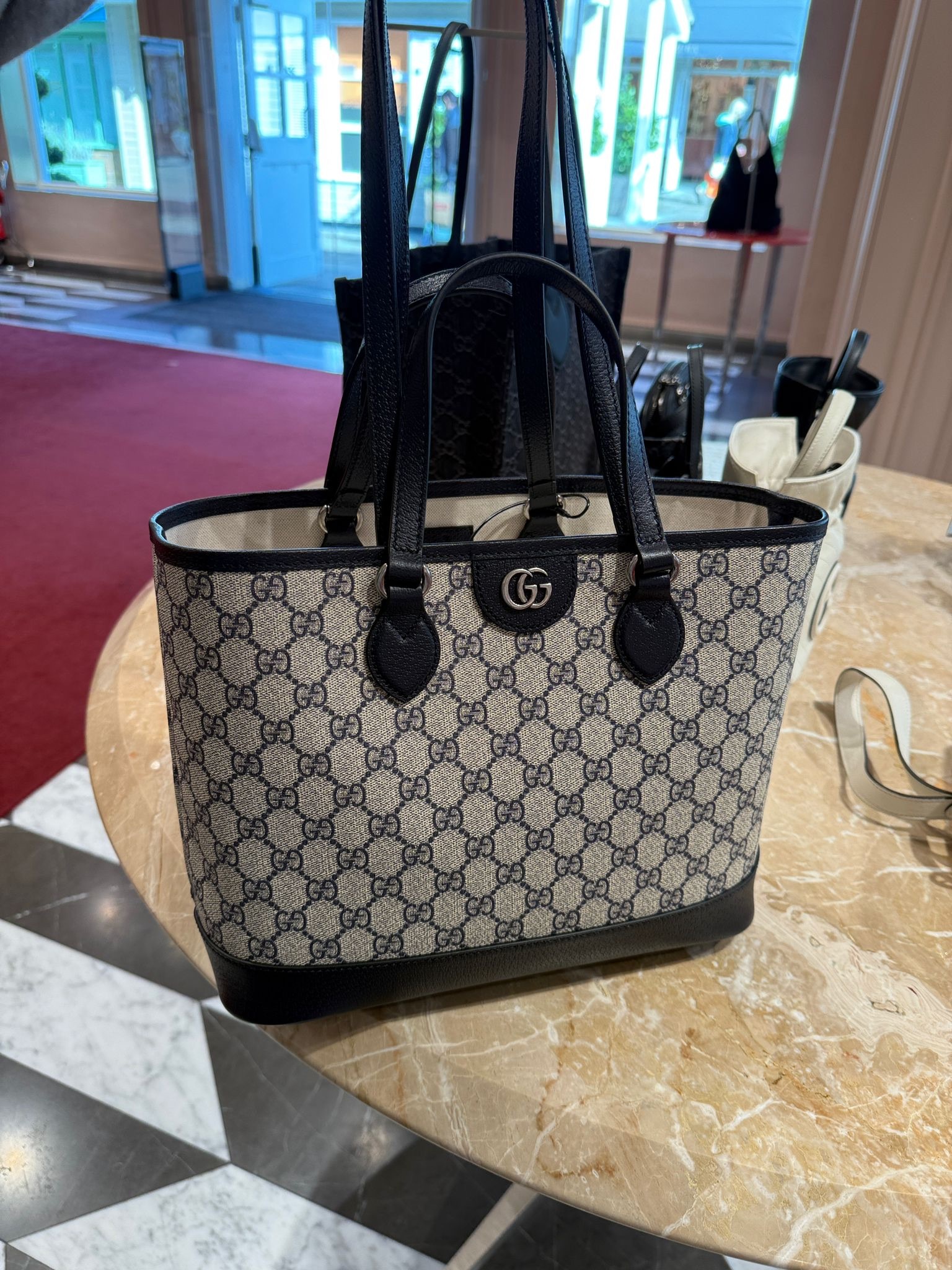 Gucci Bag Ophidia GG supreme Tote bag 765043