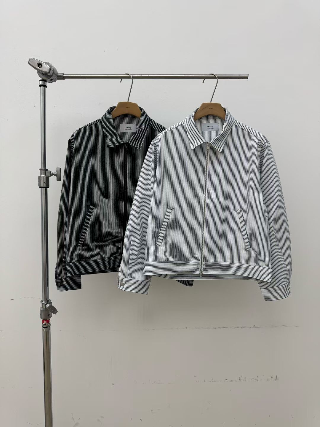 反領直紋拉鍊外套 EASY-091JK