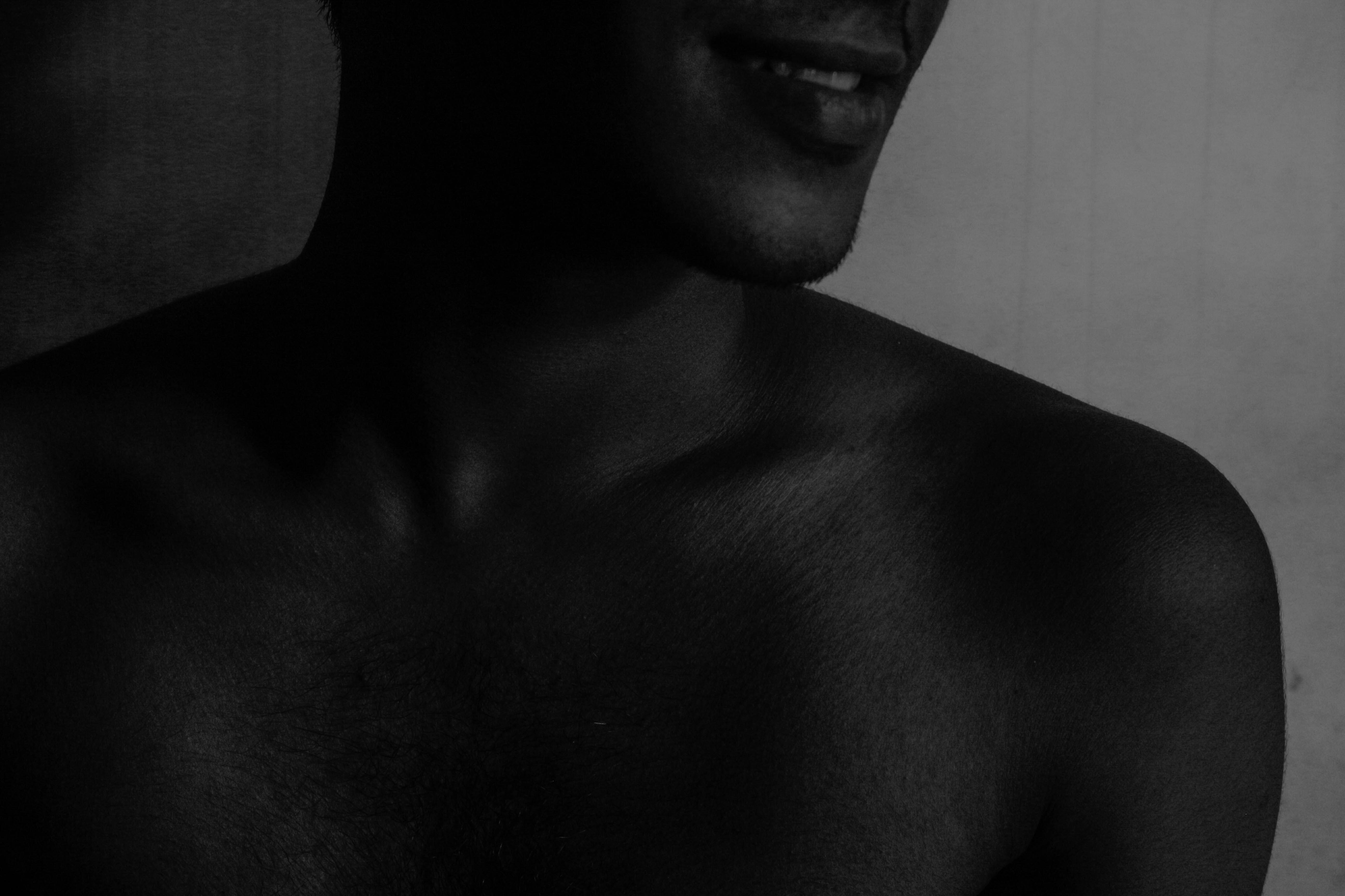 自我口交與自戀人格的內心對話