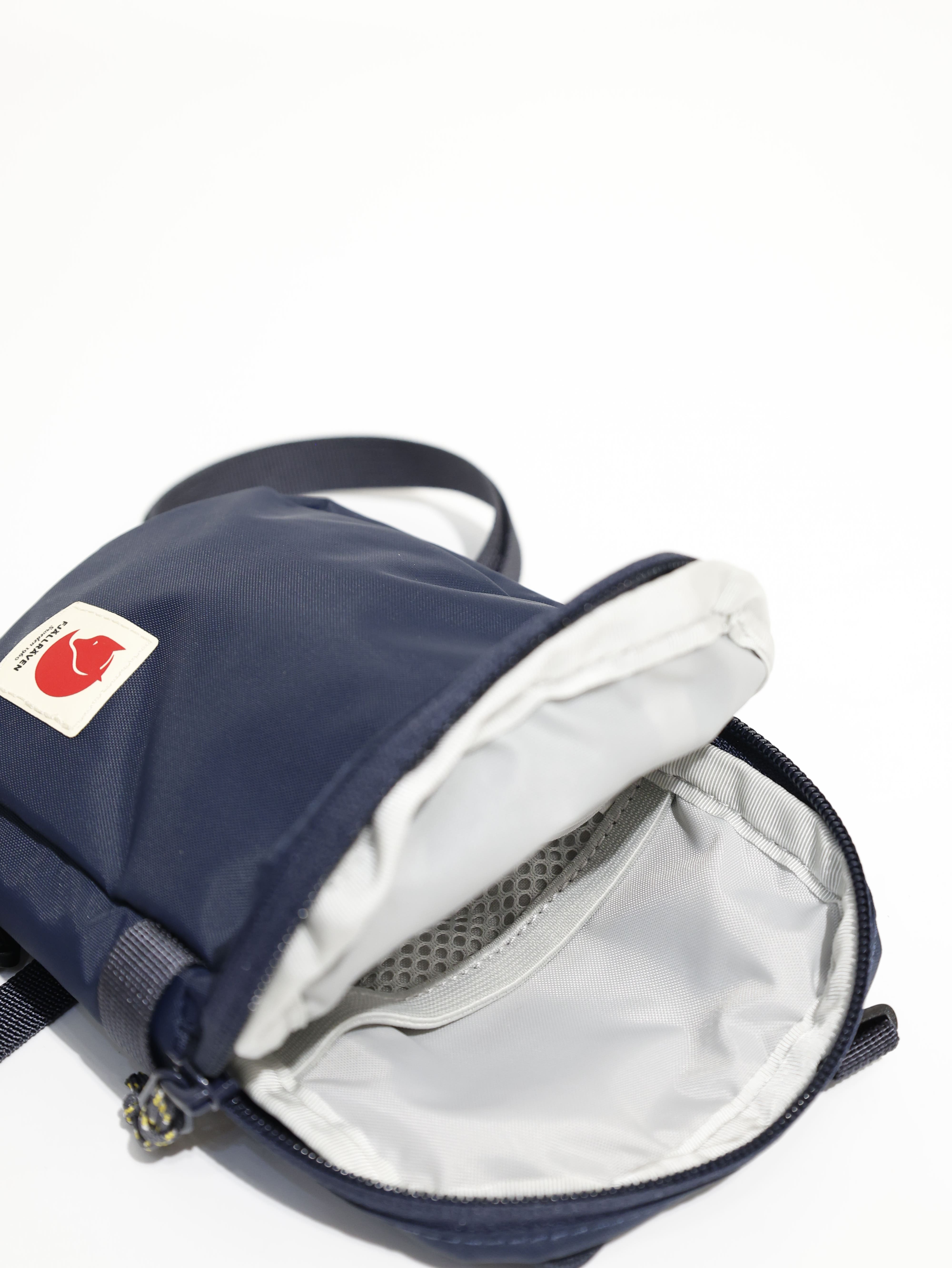 FJALLRAVEN 小狐狸 High Coast Pocket 旅行隨身袋 FR23226