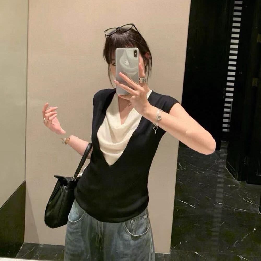 【簡約百搭的假兩件針織垂領上衣】（現貨）