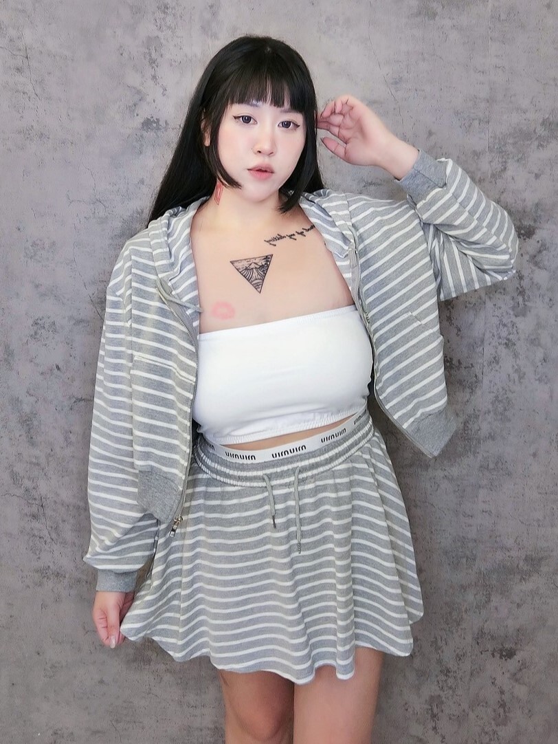 流行織帶傘裙連帽外套兩件套