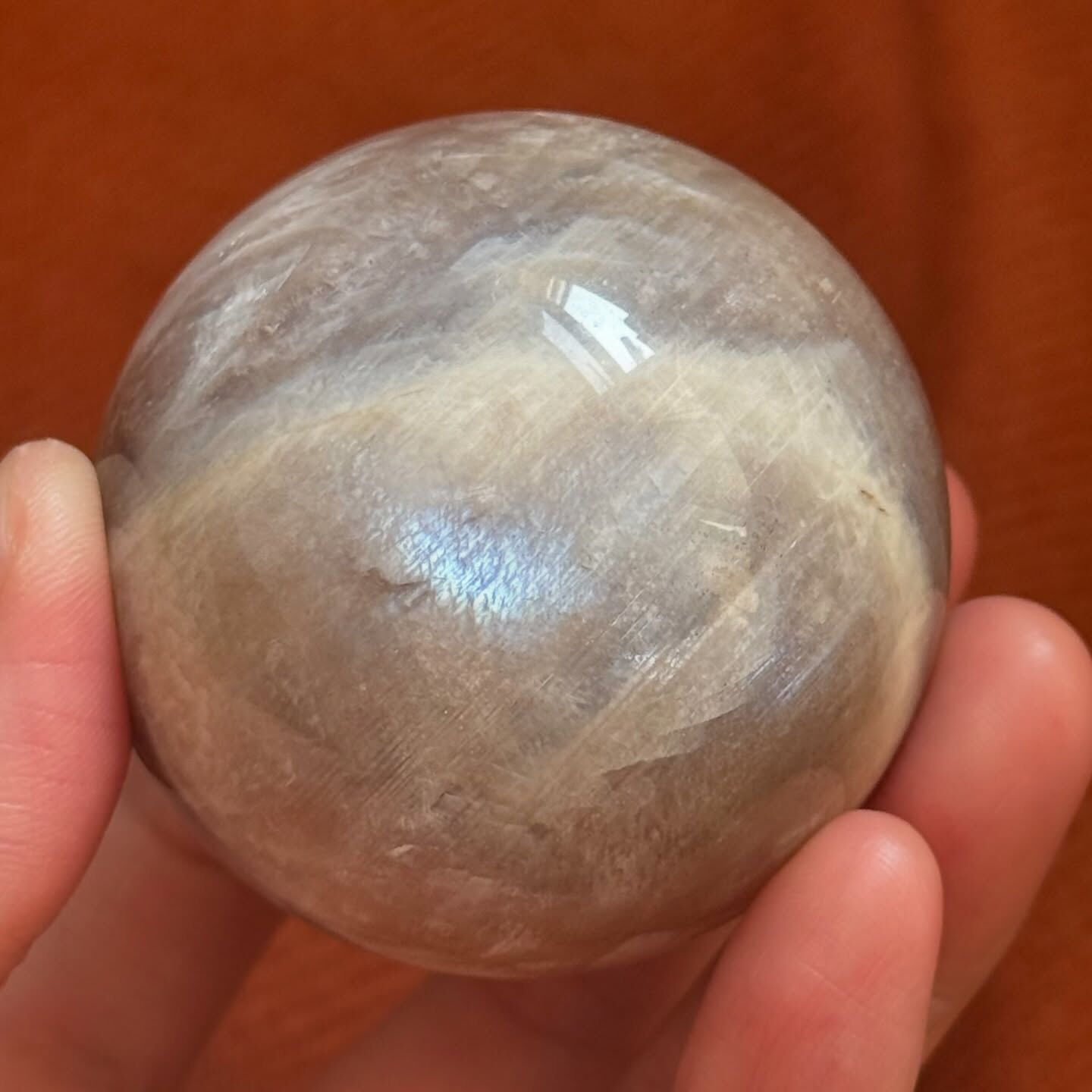 [原石] 奶油月光石 / 日月同輝石 水晶球