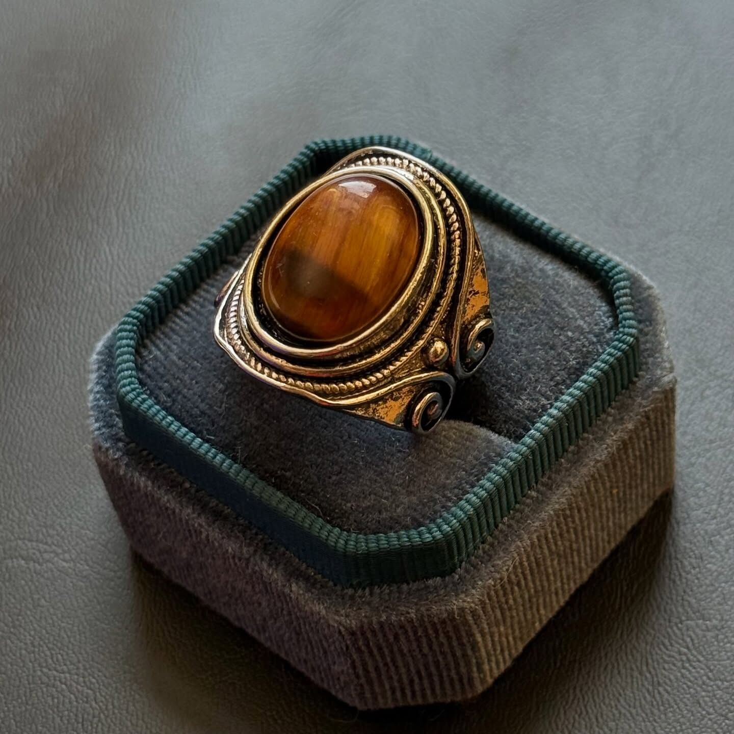 [原石] 虎眼石 男戒 固定戒圍