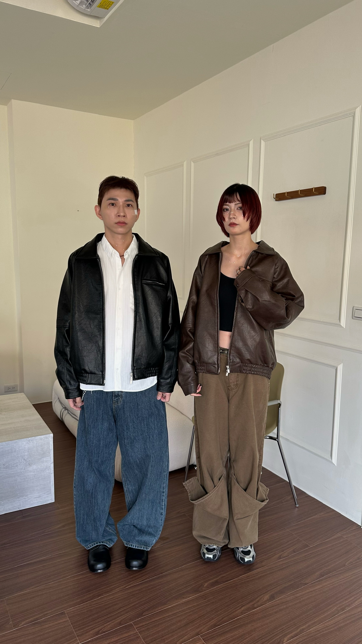 利落輪廓皮外套