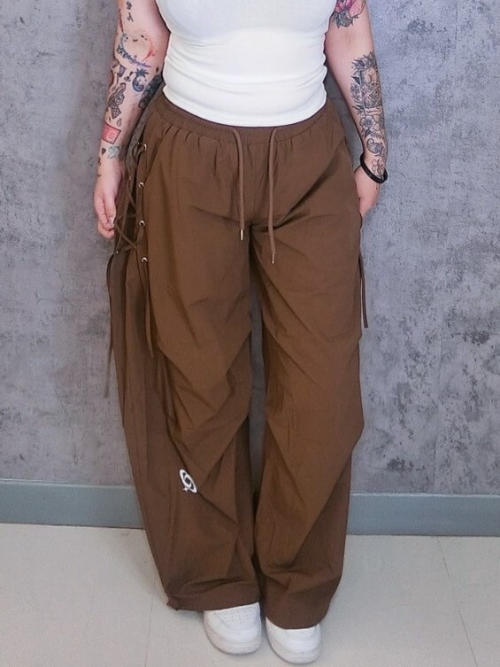 側綁帶星星咻咻風褲