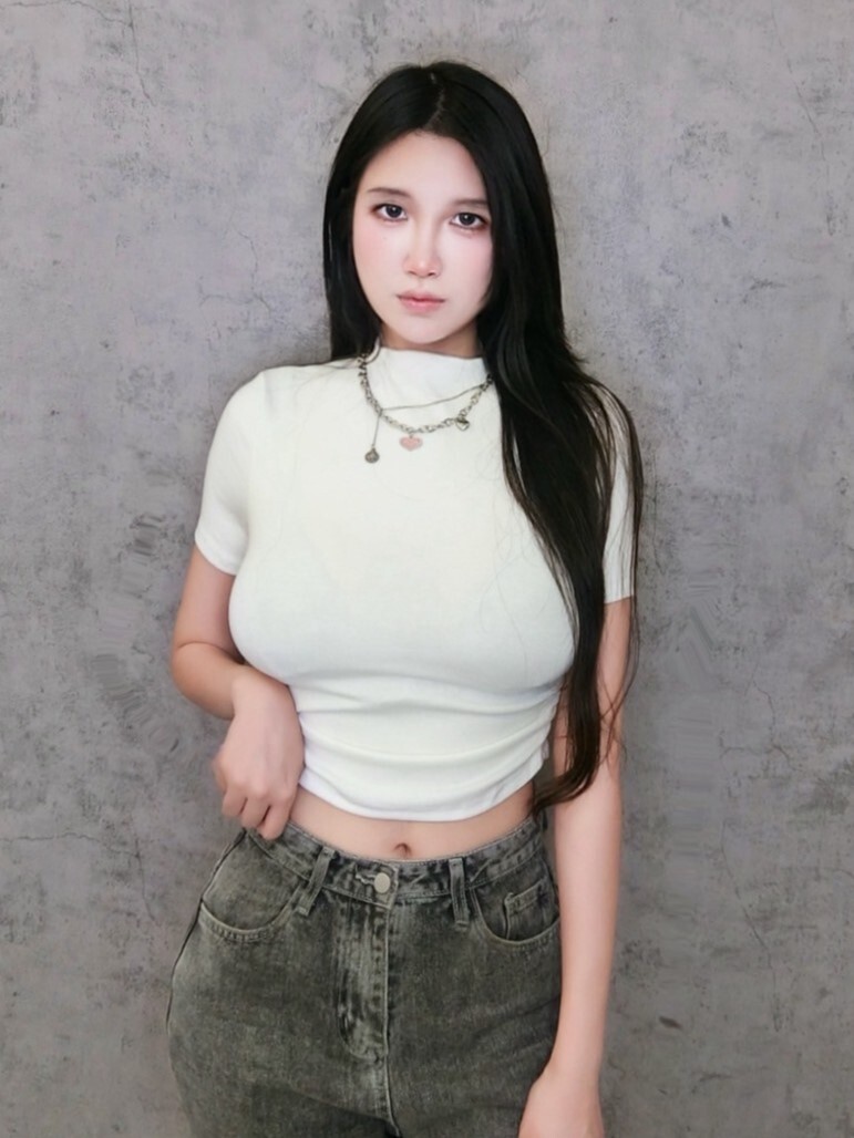 素色高領腰抓皺T