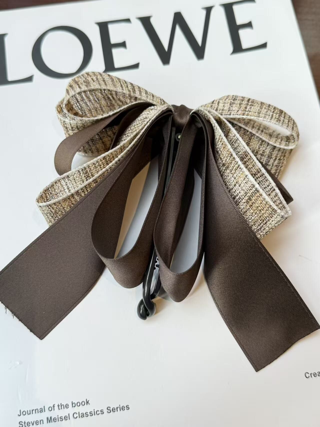 韓國飾物連線 啡色格紋拼布香蕉夾