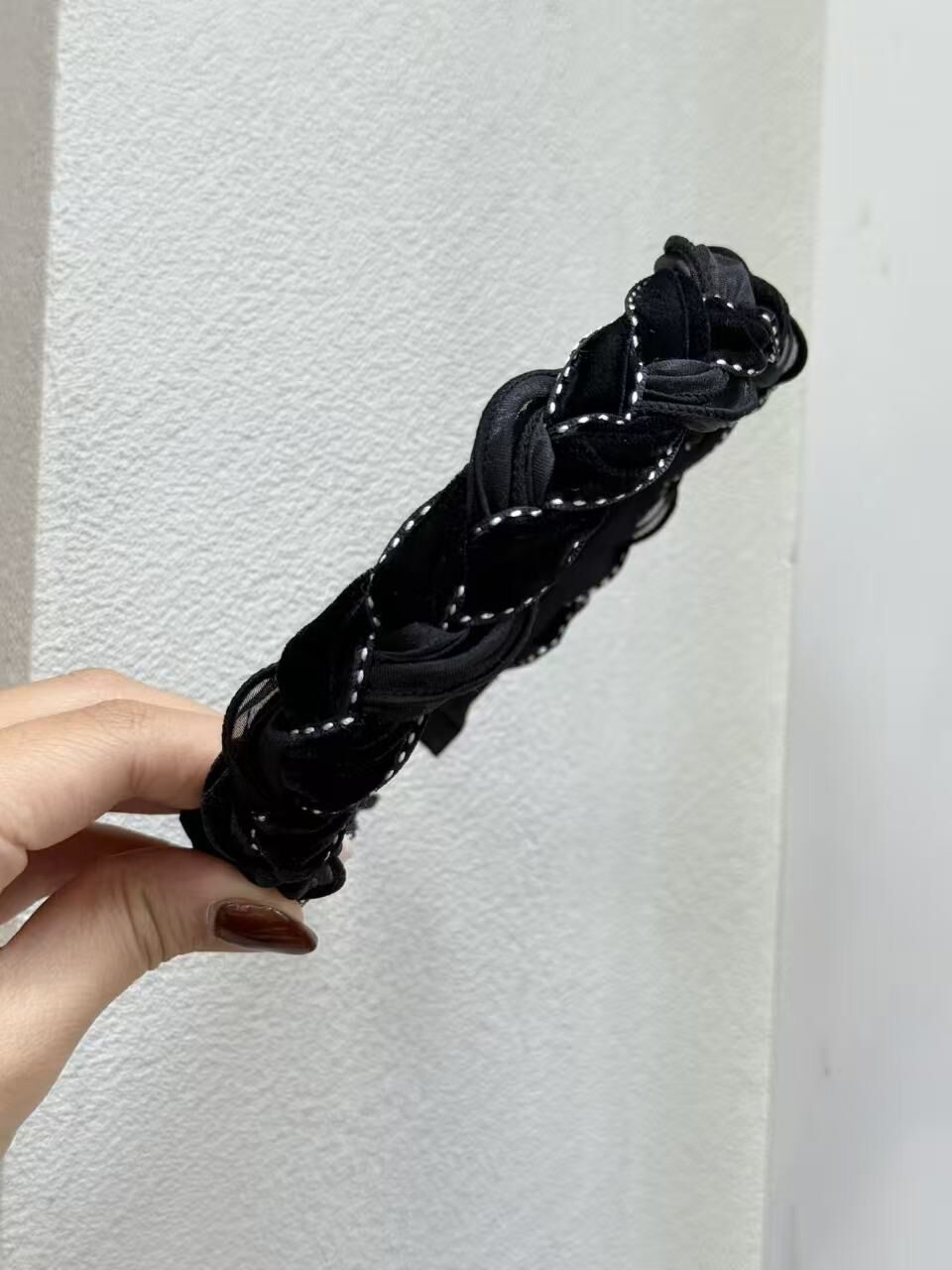 韓國飾物連線 黑色絨面紐紋頭箍