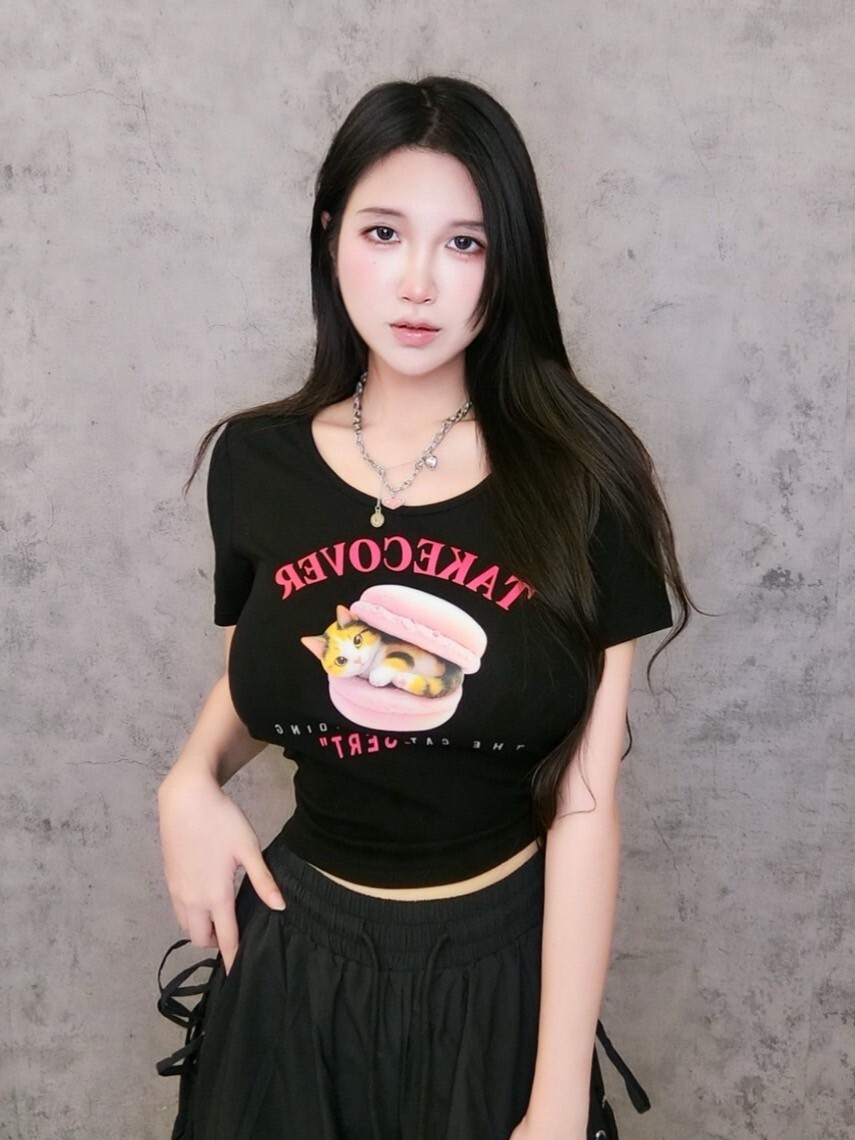 馬卡龍貓貓腰抓皺T