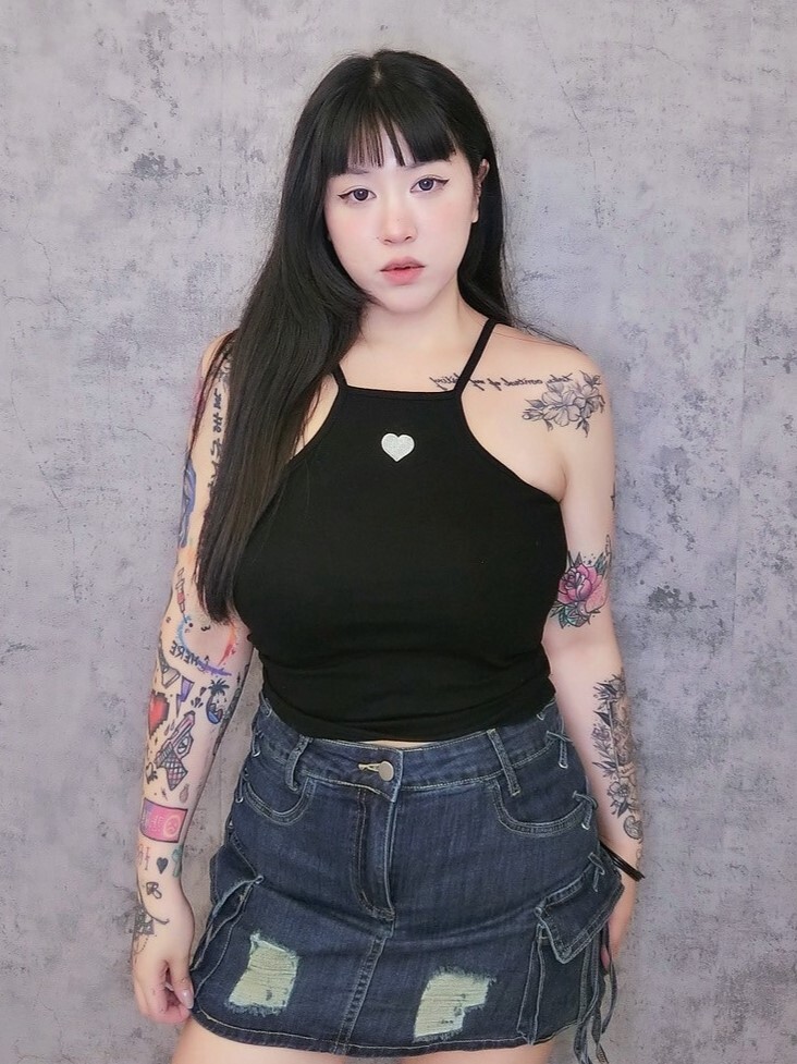 削肩刺繡愛心小可愛*有胸墊