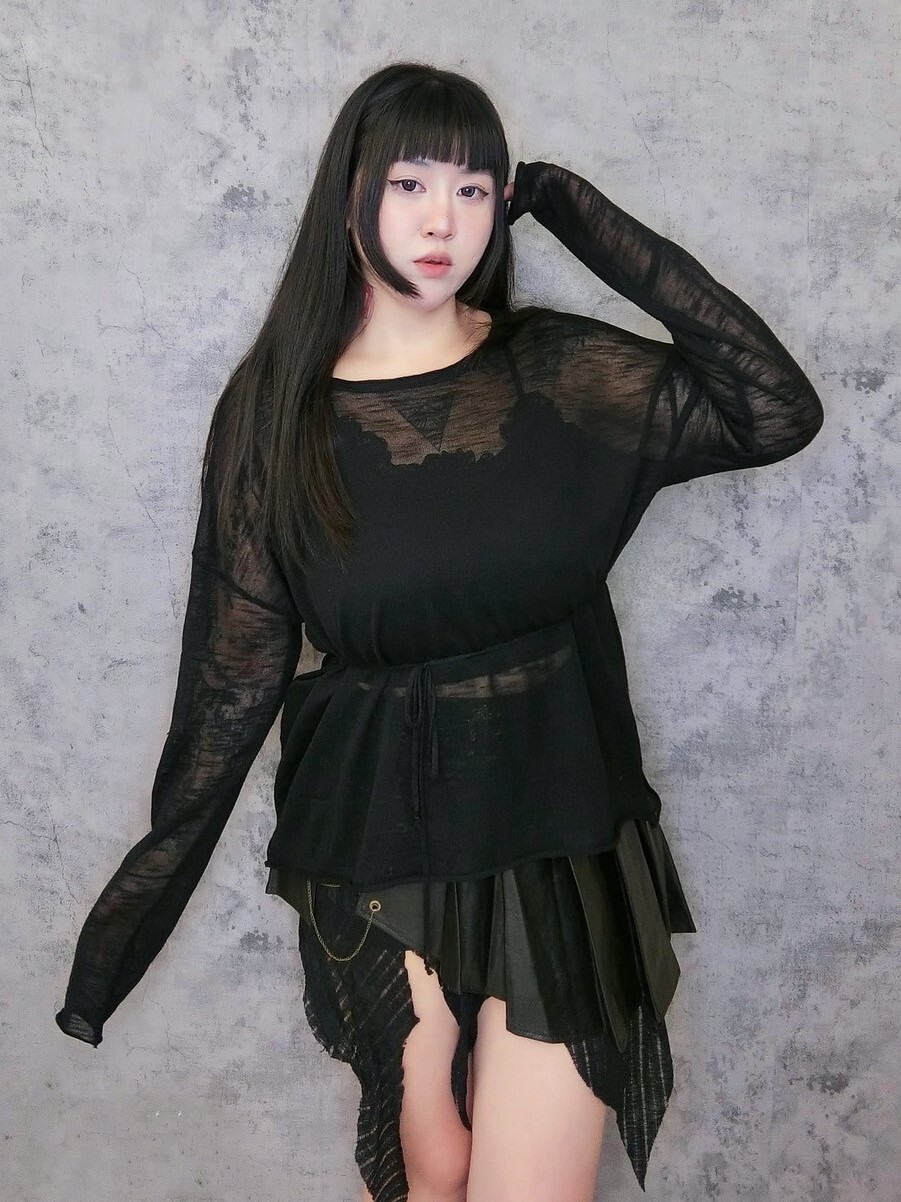 慵懶透膚腰綁帶長袖上衣