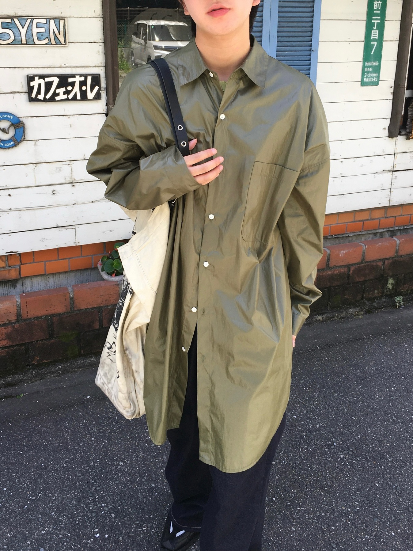 輕質塗層長版襯衫