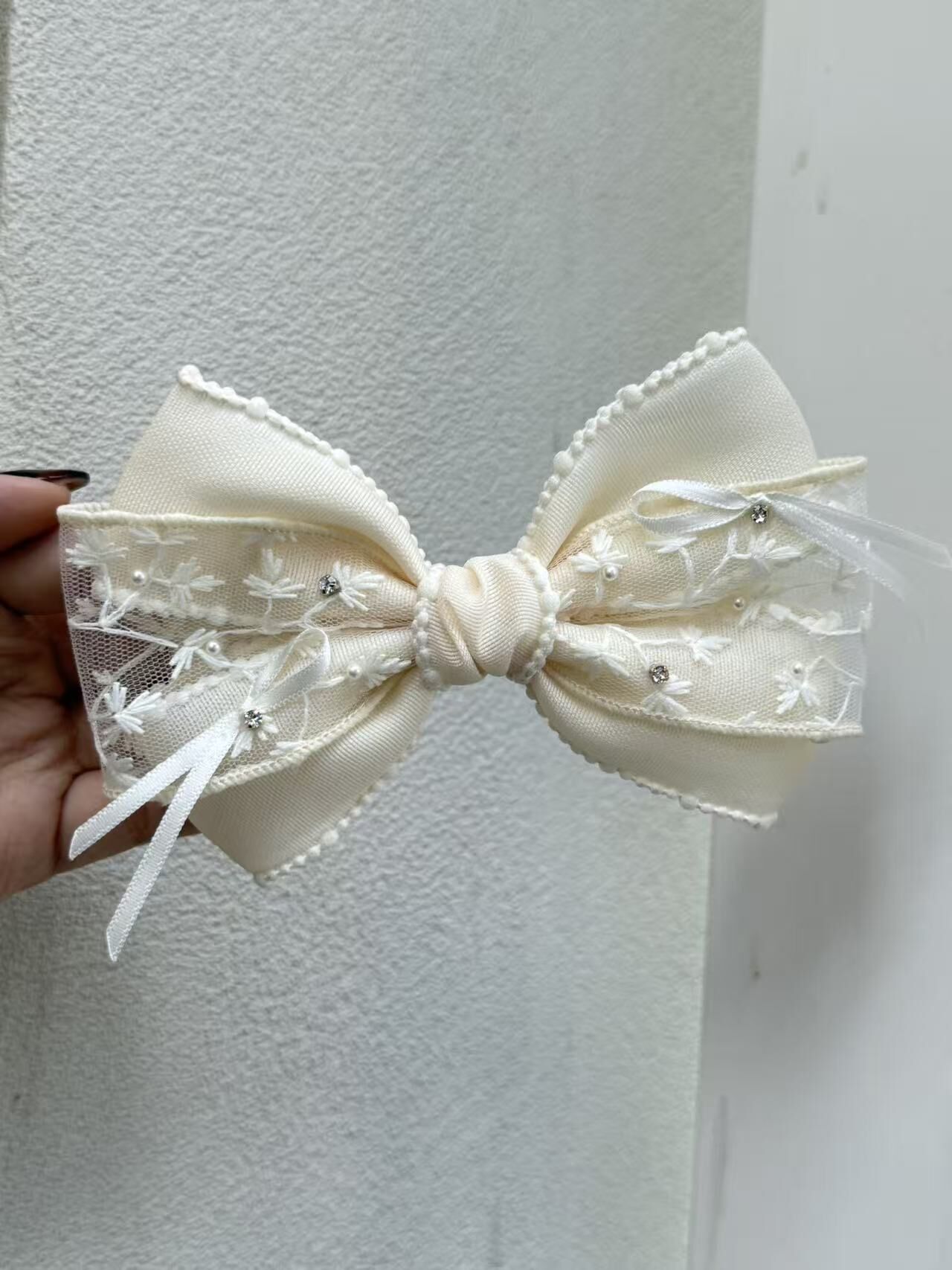 韓國飾物連線 兩色lace蝴蝶結拼布彈弓夾