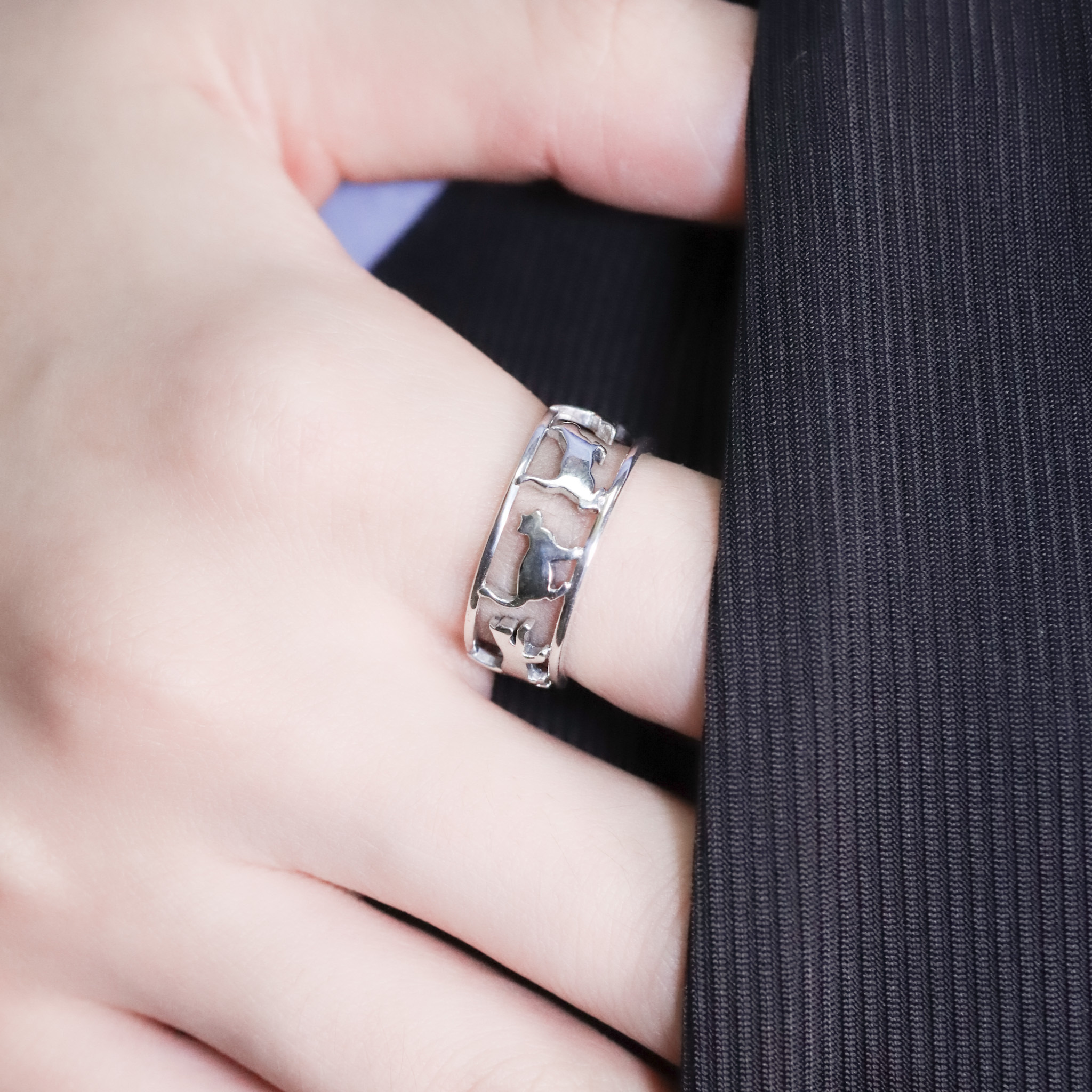 | 925純銀・厚鍍白金 | 喵趣小展覽戒指  | RI0945 |