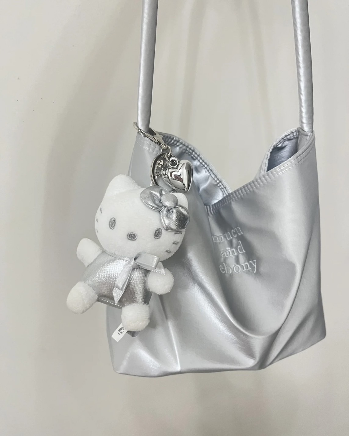 <降價 Jennie 同款>Mucu And Ebony Nearest Bag 韓國 限定 尼龍 手提包