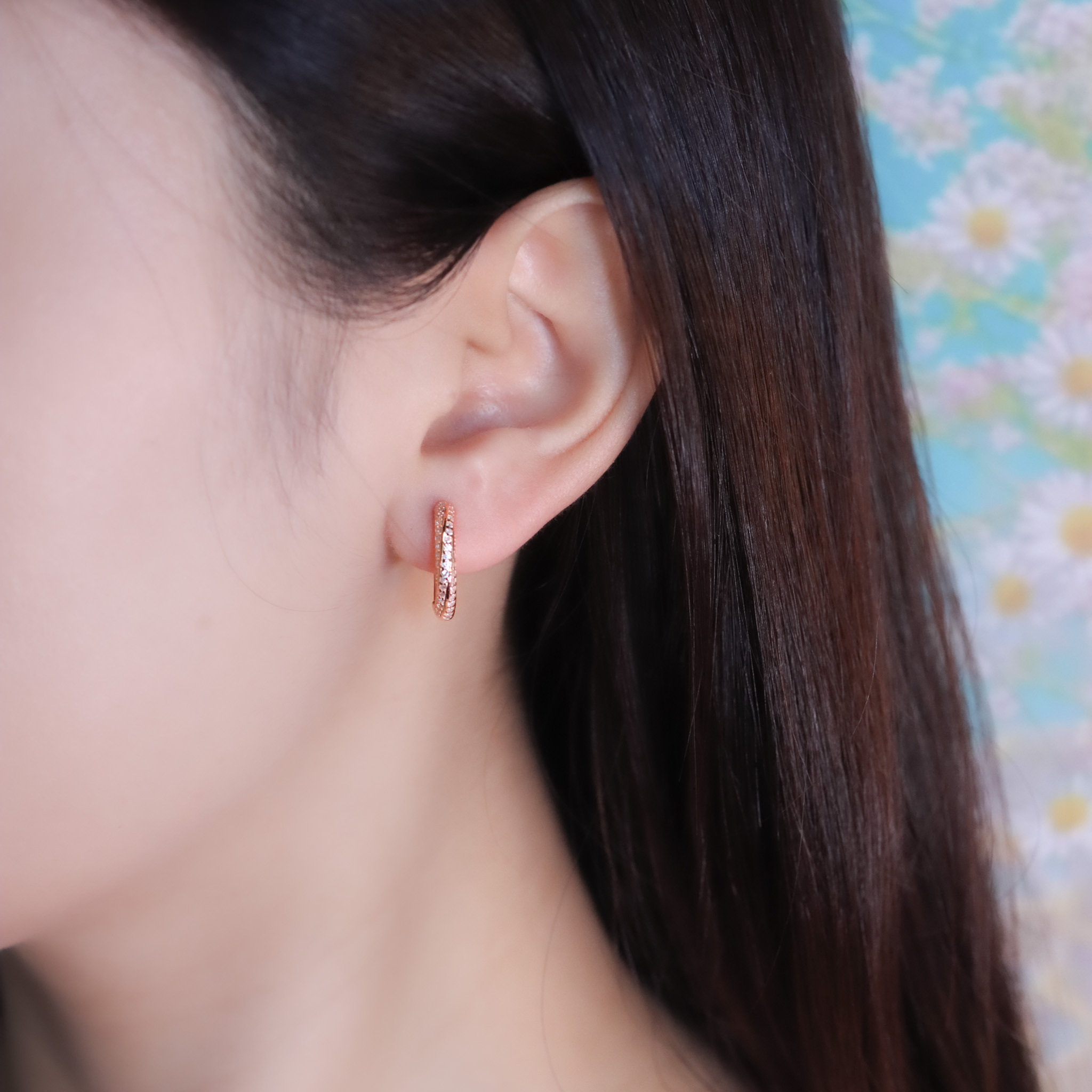 | 925純銀・厚鍍玫瑰金 | 身後是閃耀耳環 | EA1041 |