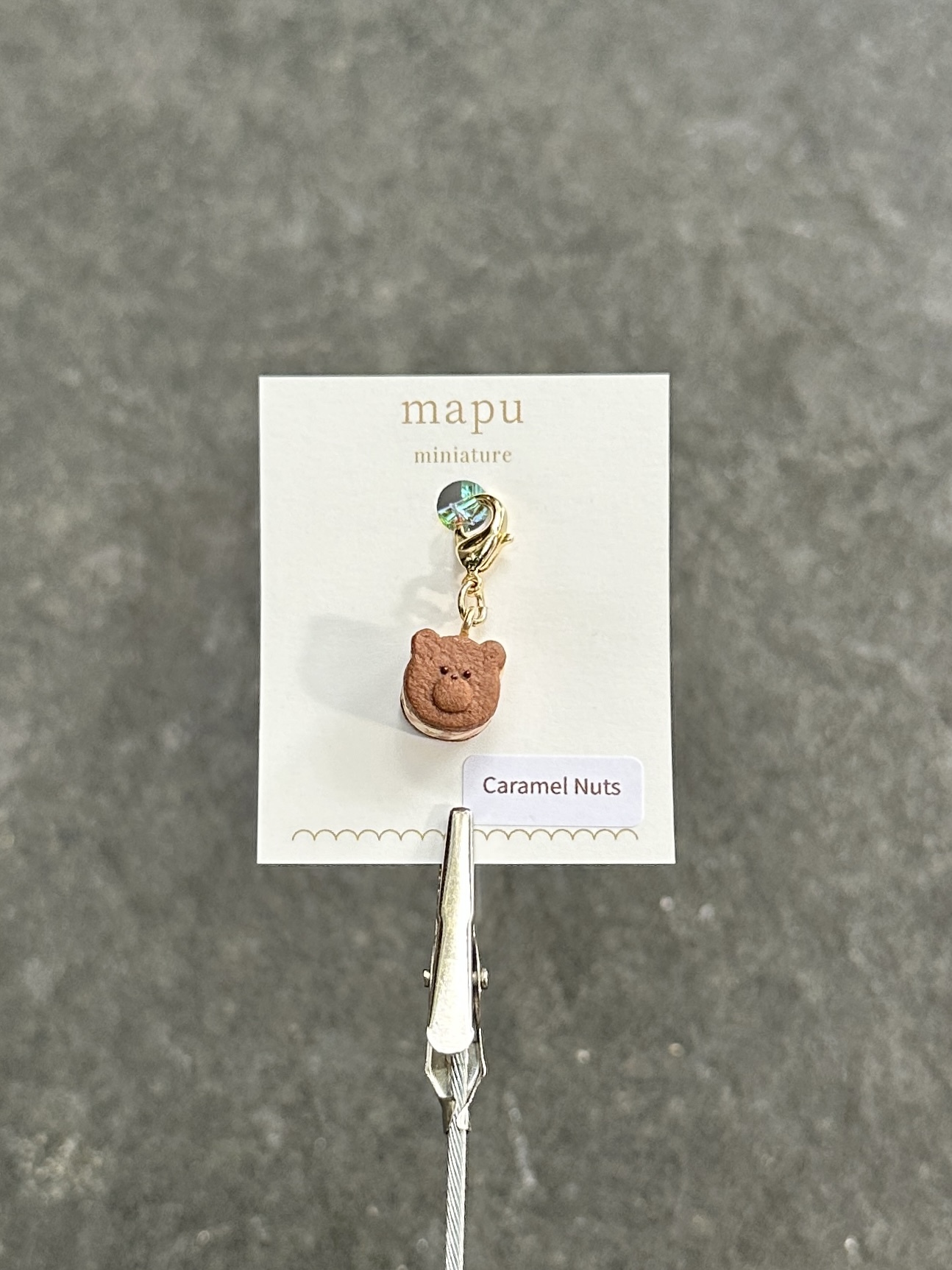 [mapu] 熊熊奶油夾心餅乾吊飾 | 焦糖堅果  | NO.11