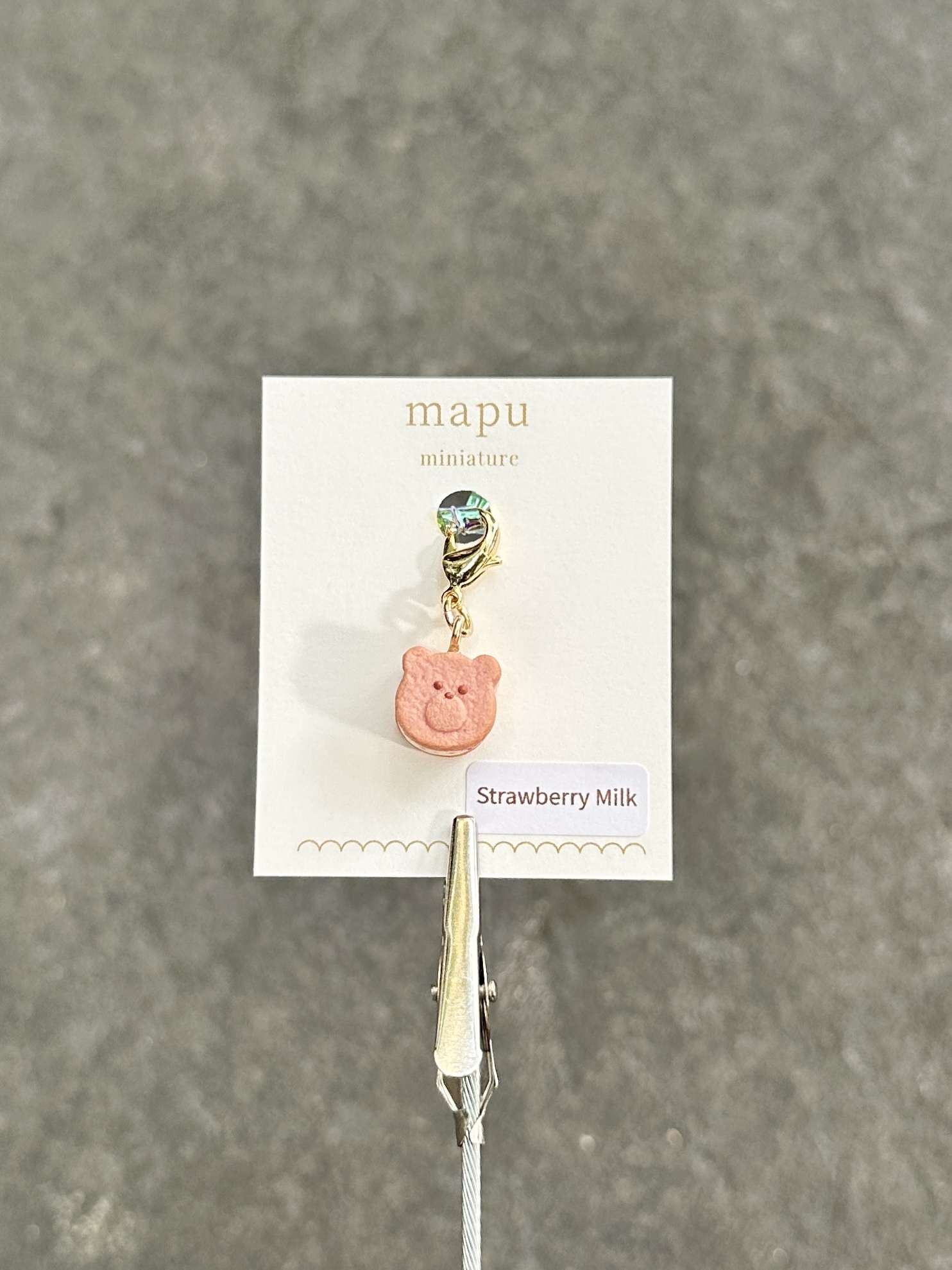 [mapu] 熊熊奶油夾心餅乾吊飾 | 草莓牛奶  | NO.14