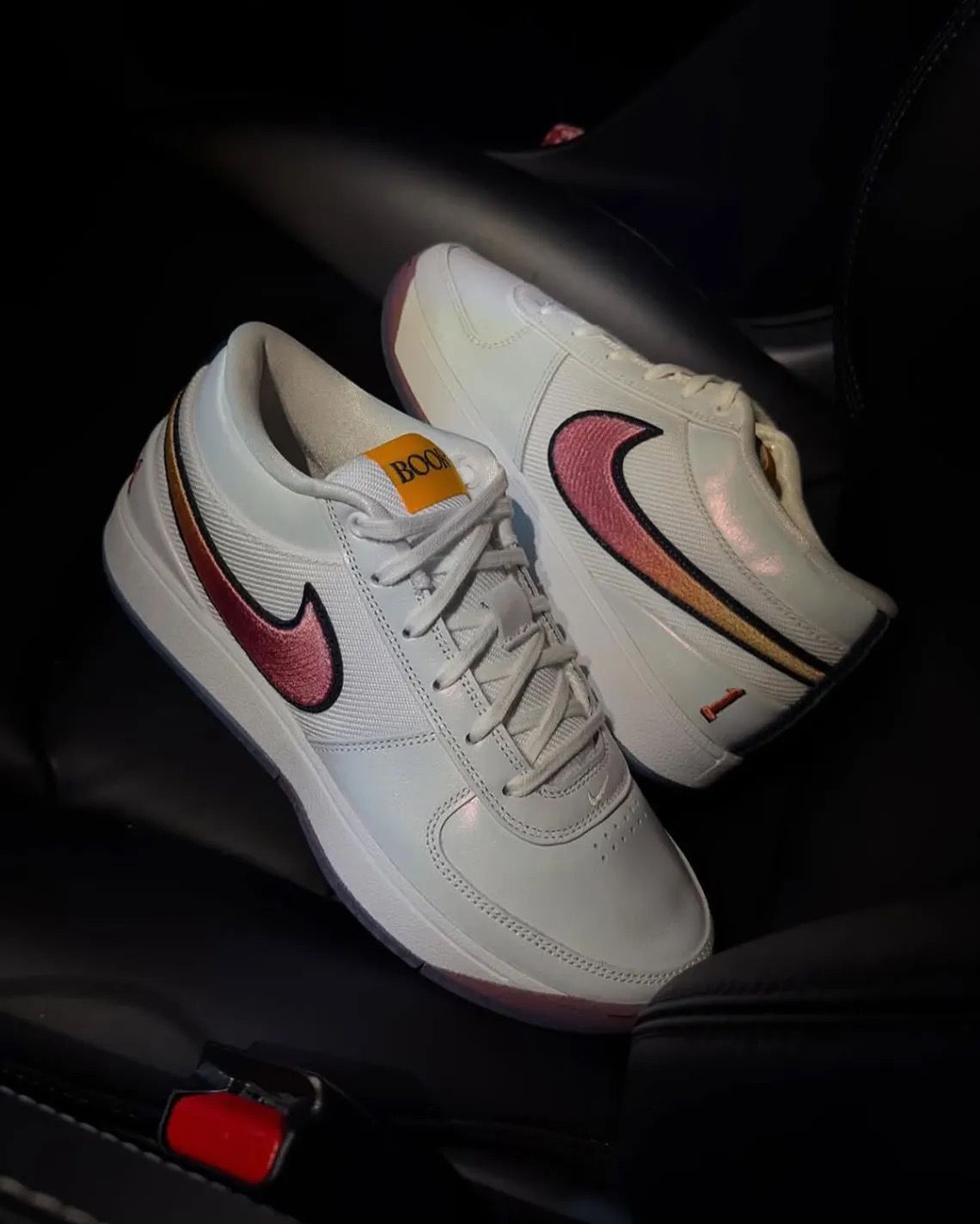 (預訂) Nike Book 1 - CHBL