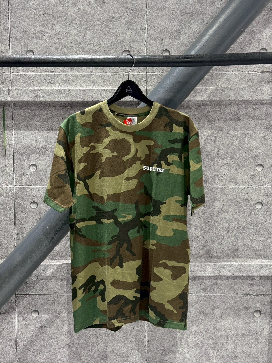 SUPREME 迷彩標靶國旗短袖 T