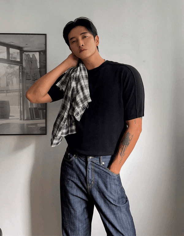 肩章圓領短袖針織衫