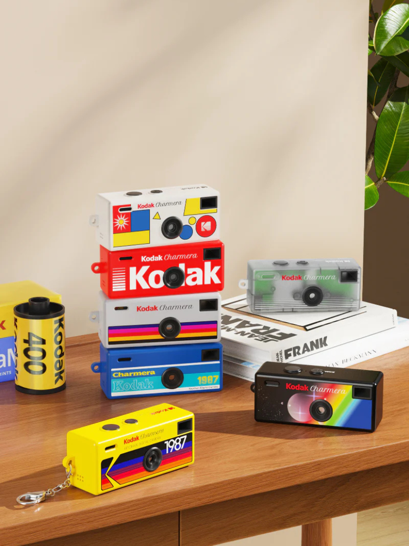 限量預購｜Kodak Charmera 限量復古數位相機鑰匙圈 盲盒 隨機款