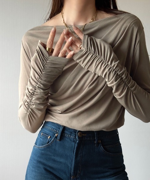 日本🇯🇵連線 Classical Elf 垂墜露肩基本套頭衫 袖口縐摺設計 垂墜感 露肩 長袖 打底 5色(任買兩件711免運)/預購