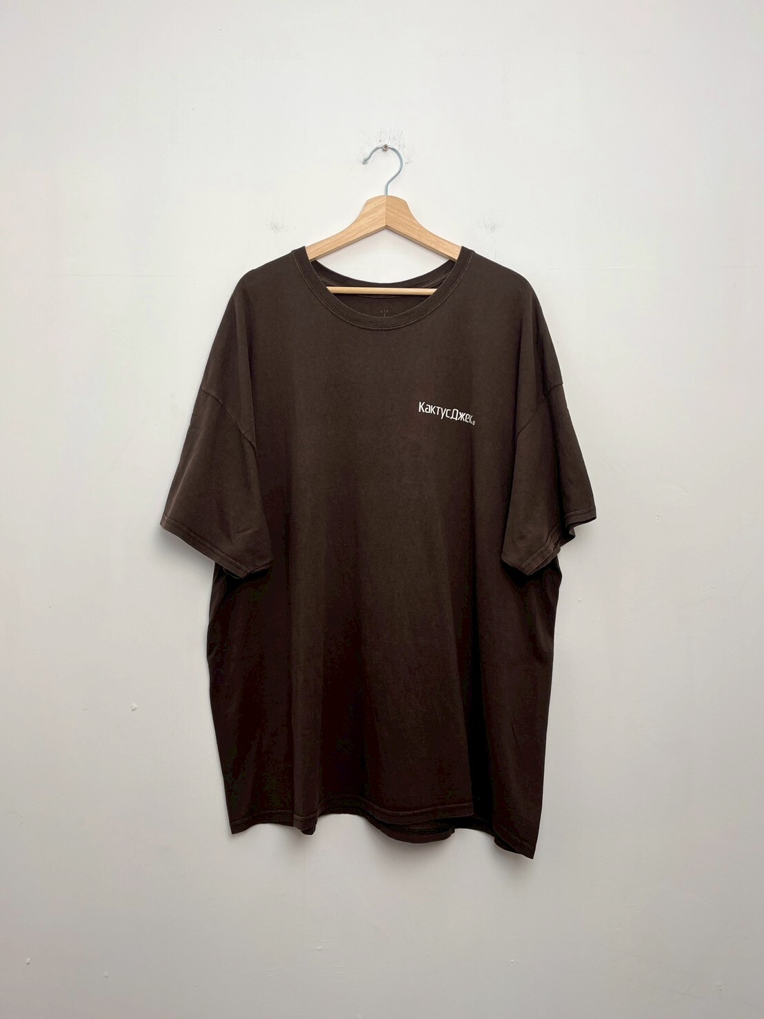 TRAVIS SCOTT ASTROWORLD ASTRONOMICAL BROWN TEE SIZE XXL