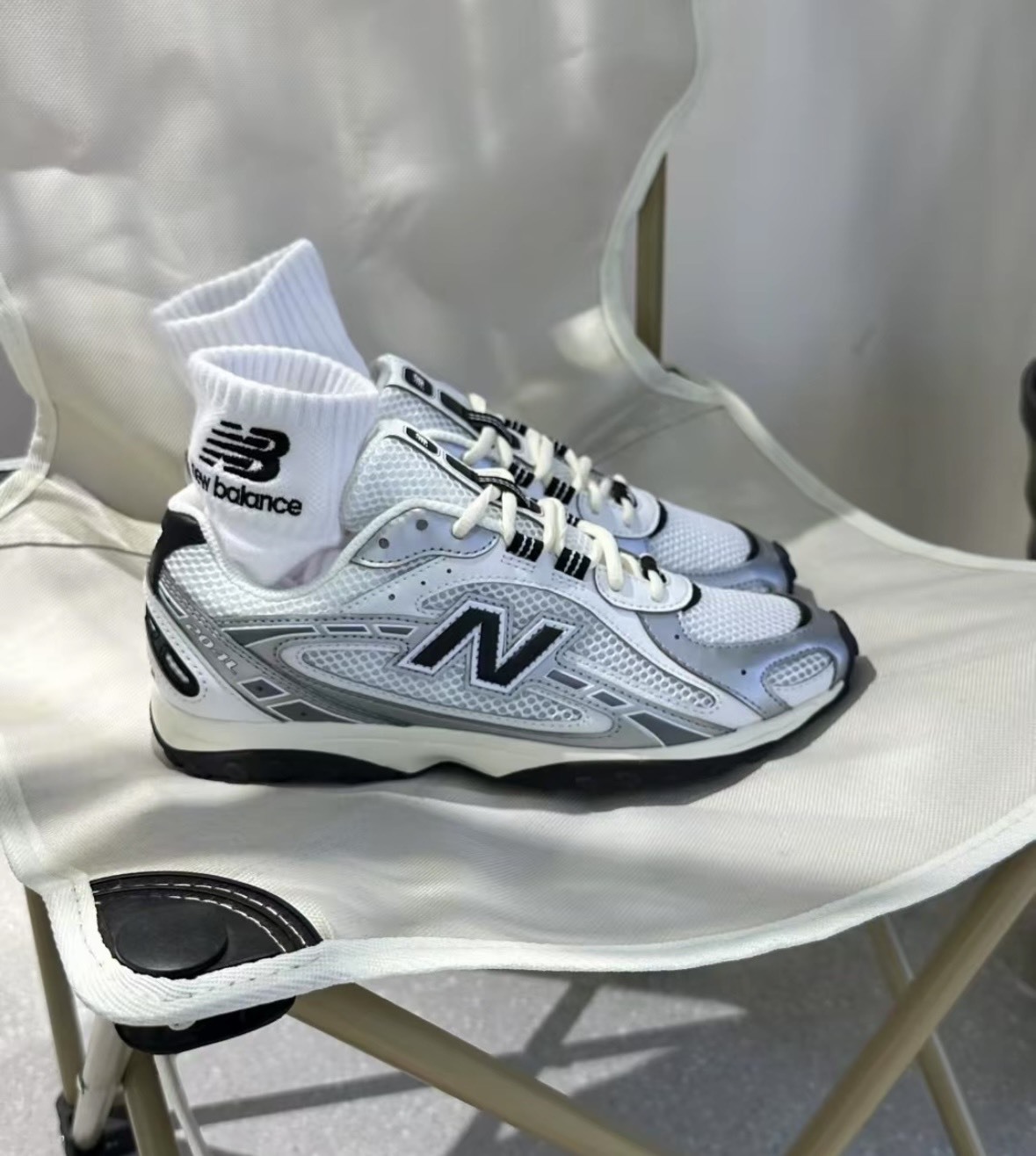 <張員瑛同款>New Balance 204L 耐磨支撐 生活休閒鞋 男女同款 白銀 U204LSWD