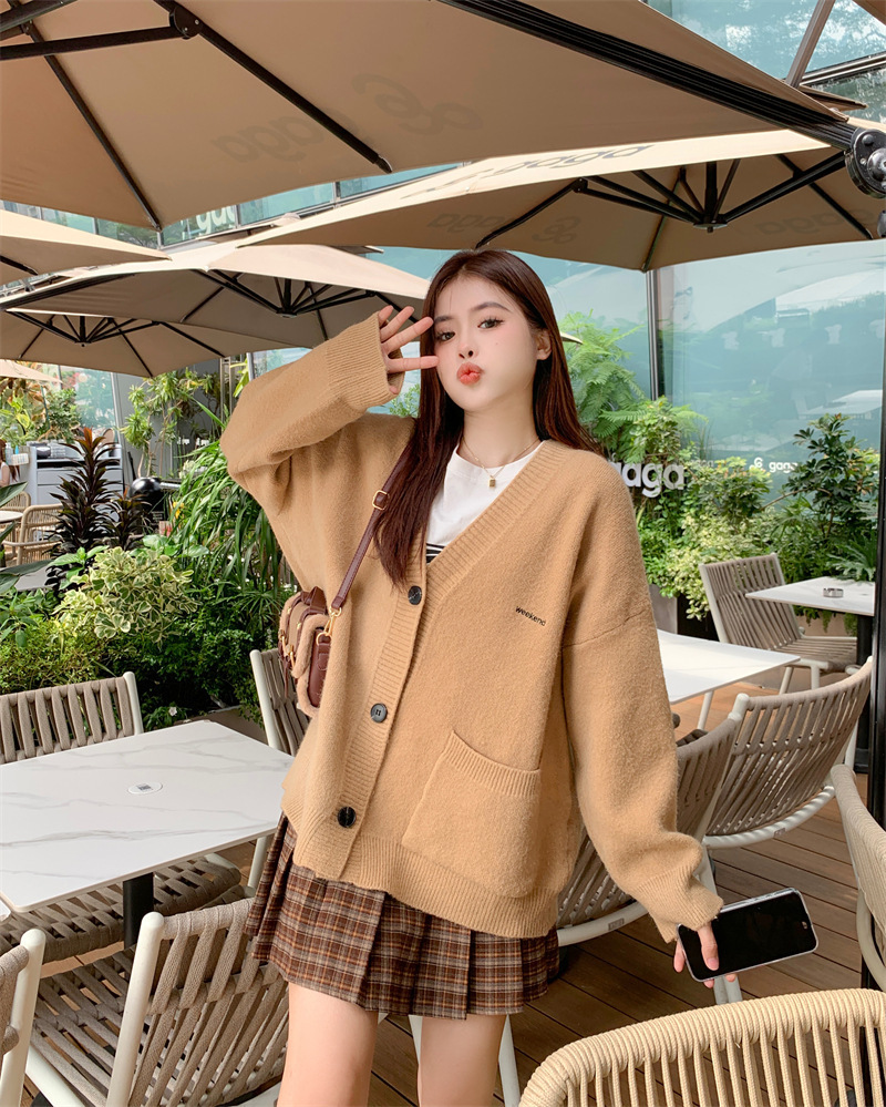 Korean Chic Knit Cardigan in Relaxed Style