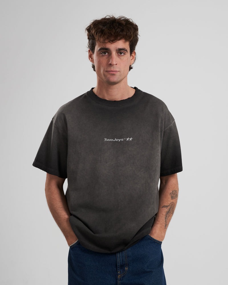 Twojeys｜Icon Washed Black Tee