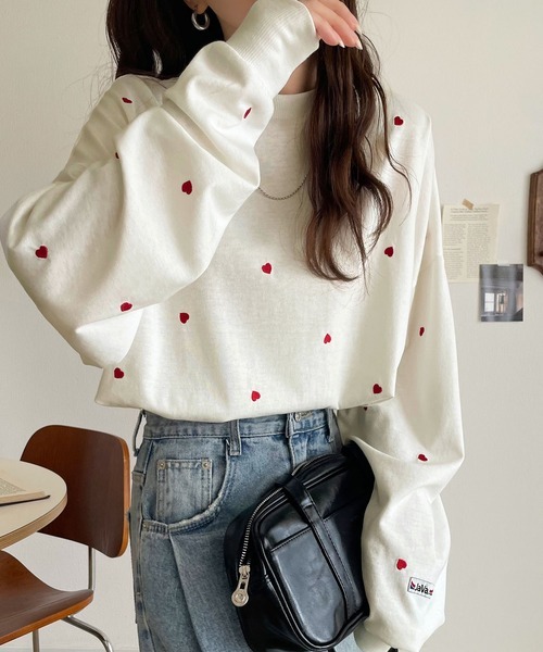 日本🇯🇵連線 JAVA 滿滿愛心刺繡長袖T恤 迷你心形刺繡 休閒 寬鬆 長袖 T恤 4色(任買兩件711免運)/預購