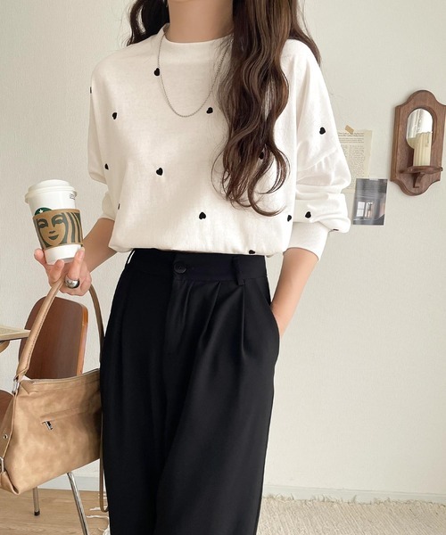 日本🇯🇵連線 JAVA 滿滿愛心刺繡長袖T恤 迷你心形刺繡 休閒 寬鬆 長袖 T恤 4色(任買兩件711免運)/預購