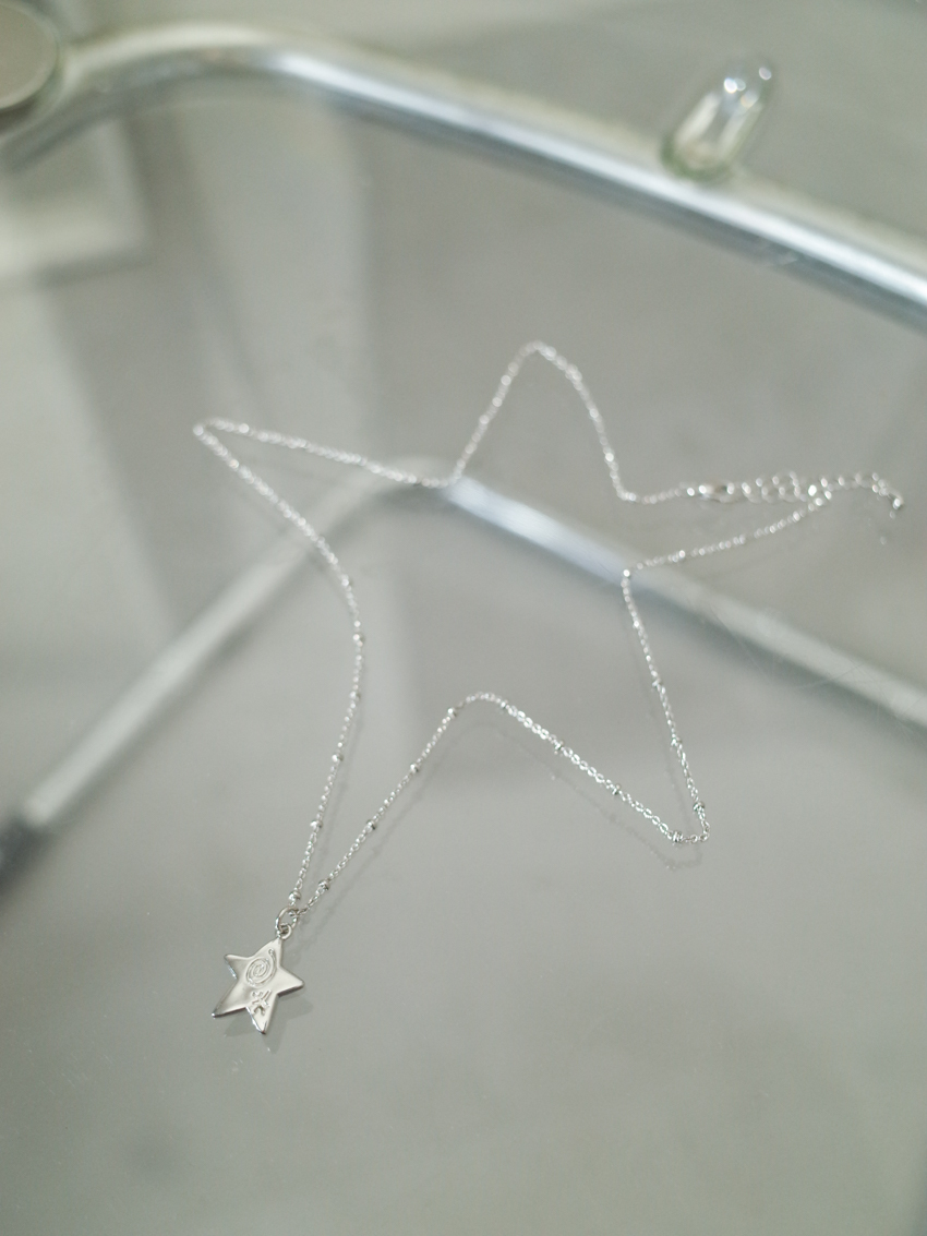 spiral star charm fine chain