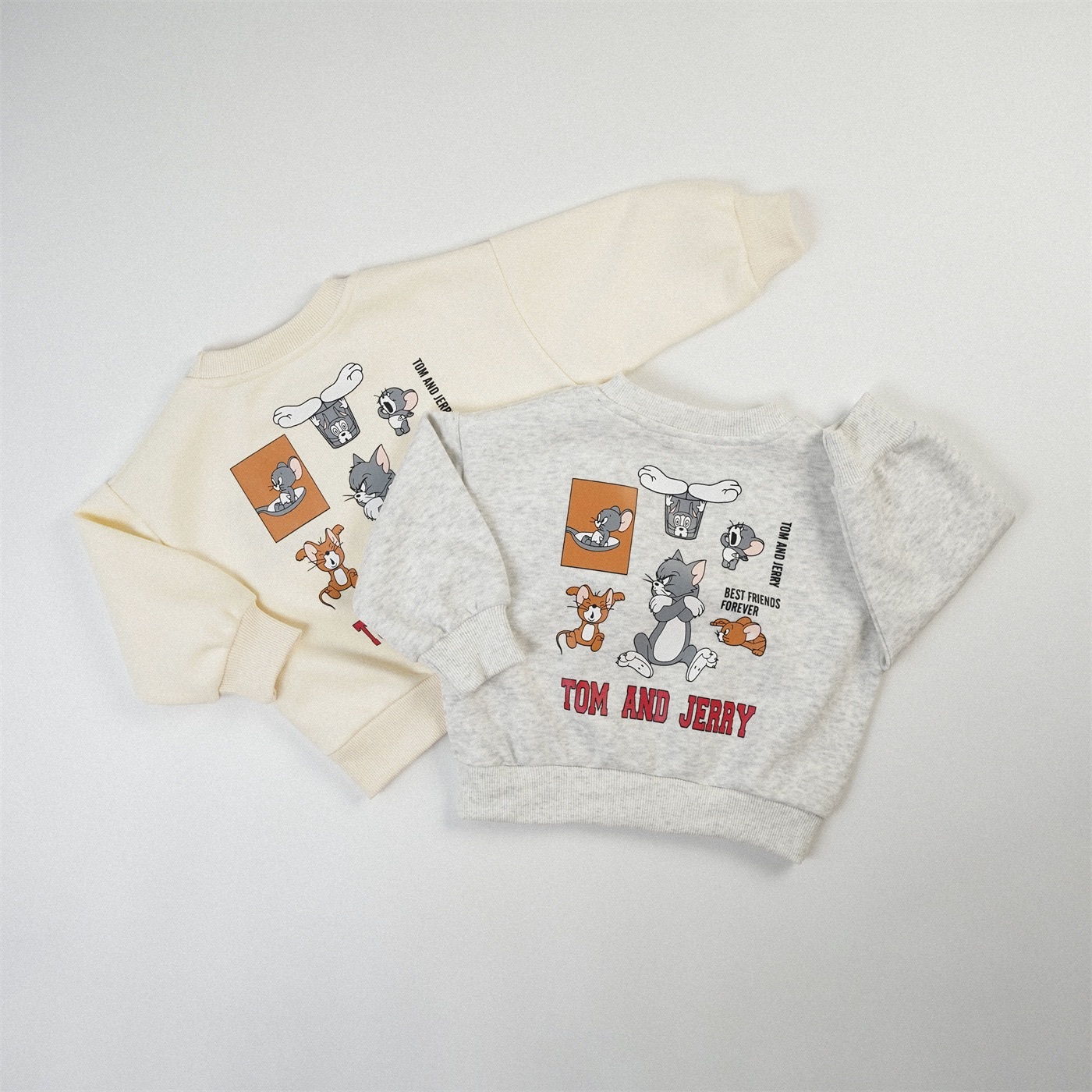 刺繡貓貓鼠鼠大學上衣